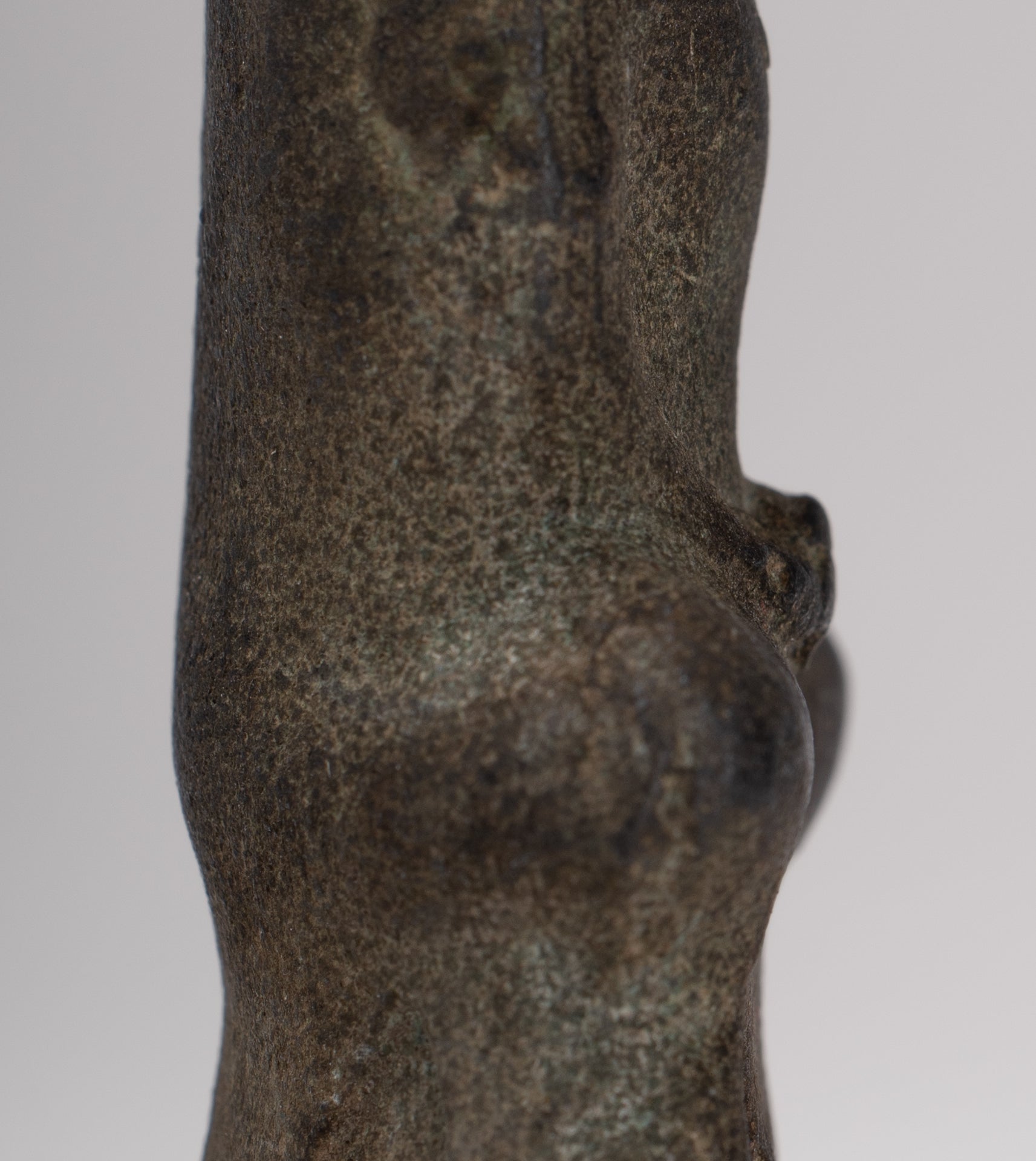 Antique Thai Style Seated Bronze Ayutthaya Meditation Buddha Statue - 9cm/4"