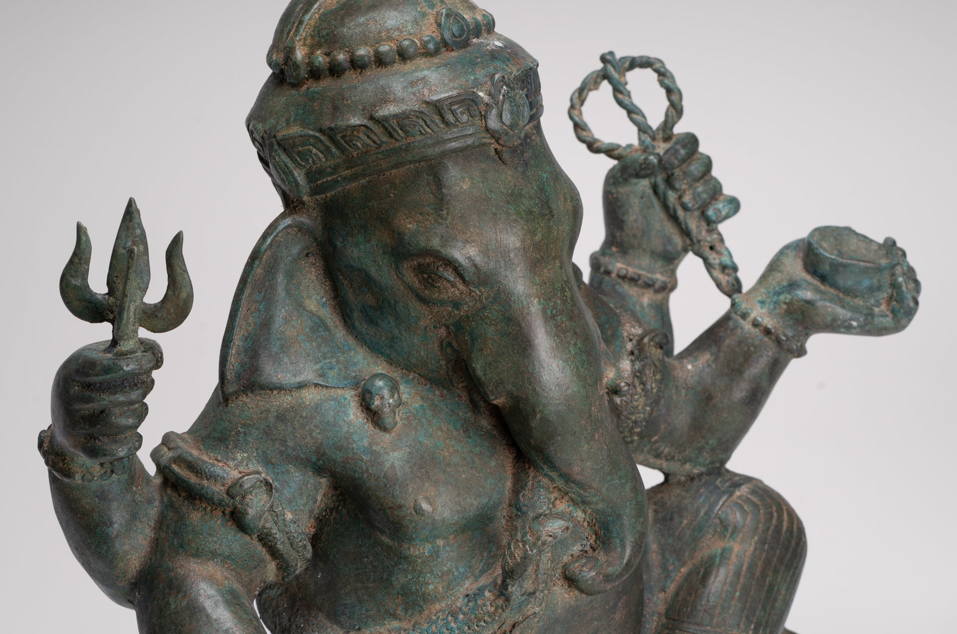 Ganesha Statue - Antique Thai Style Bronze Seated 4-Arm Ganesha Statue - 45cm/18"