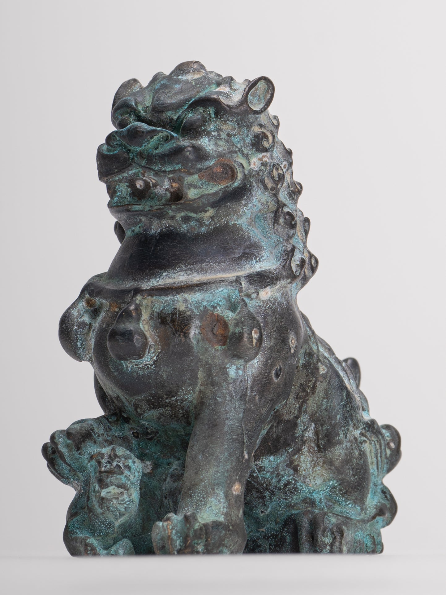 Leoni guardiani del tempio in stile cinese antico Leoni Shishi Foo Dogs Leoni imperiali (coppia) - 10,5 cm/4"
