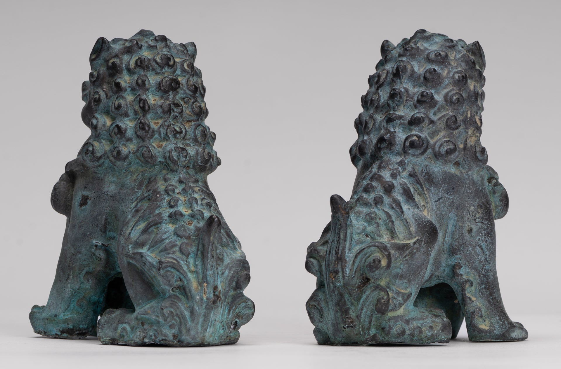 Antique Chinese Style Temple Guardian Lions Shishi Lions Foo Dogs Imperial Lions (Pair) - 10.5cm/4"