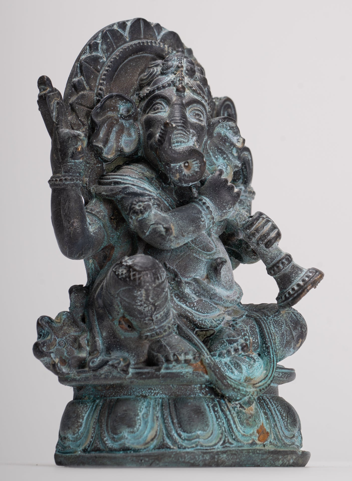 Ganesh - Antique Thai Style Bronze Seated Ganesh Statue  - 15.5cm/6"