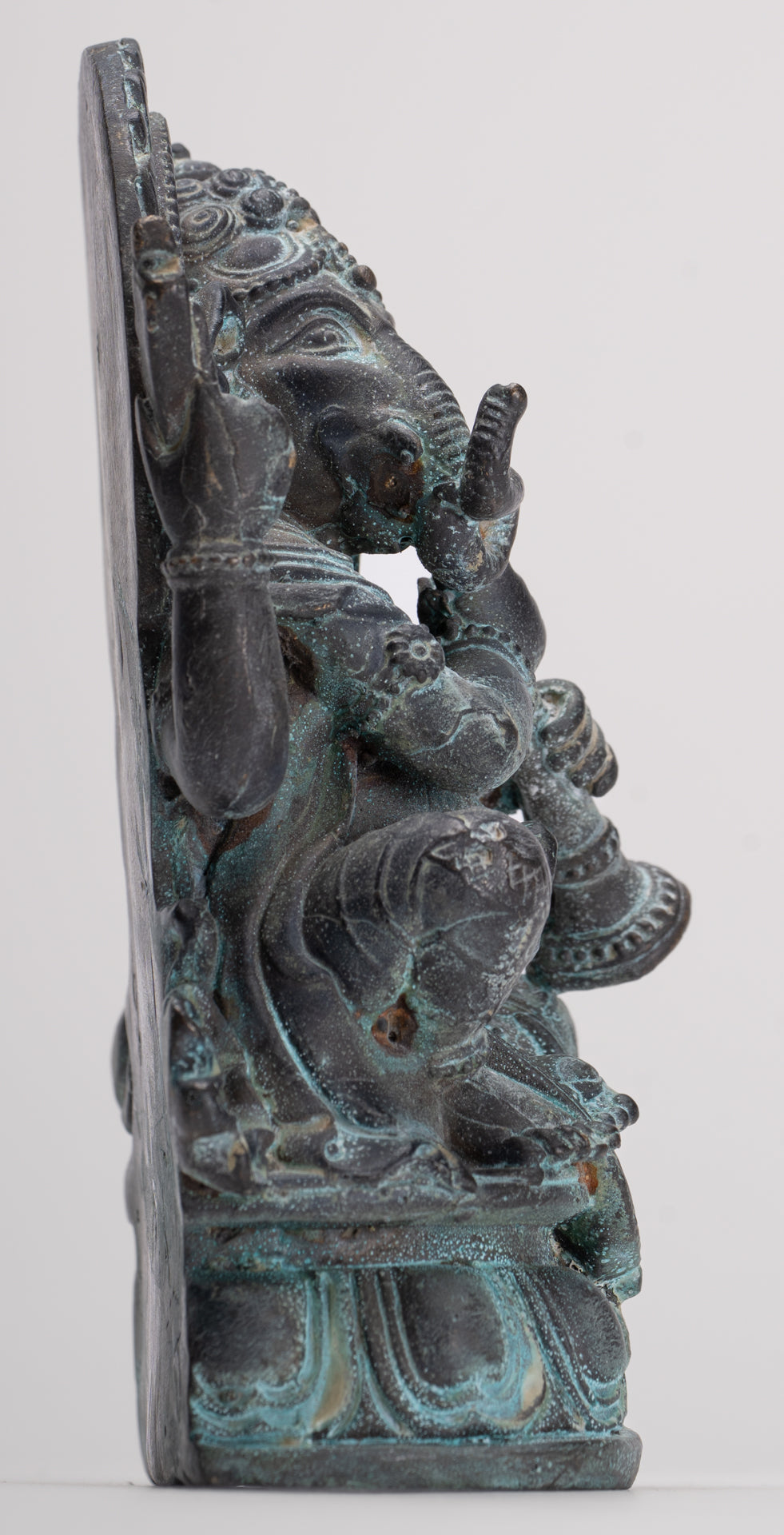 Ganesh - Antique Thai Style Bronze Seated Ganesh Statue  - 15.5cm/6"