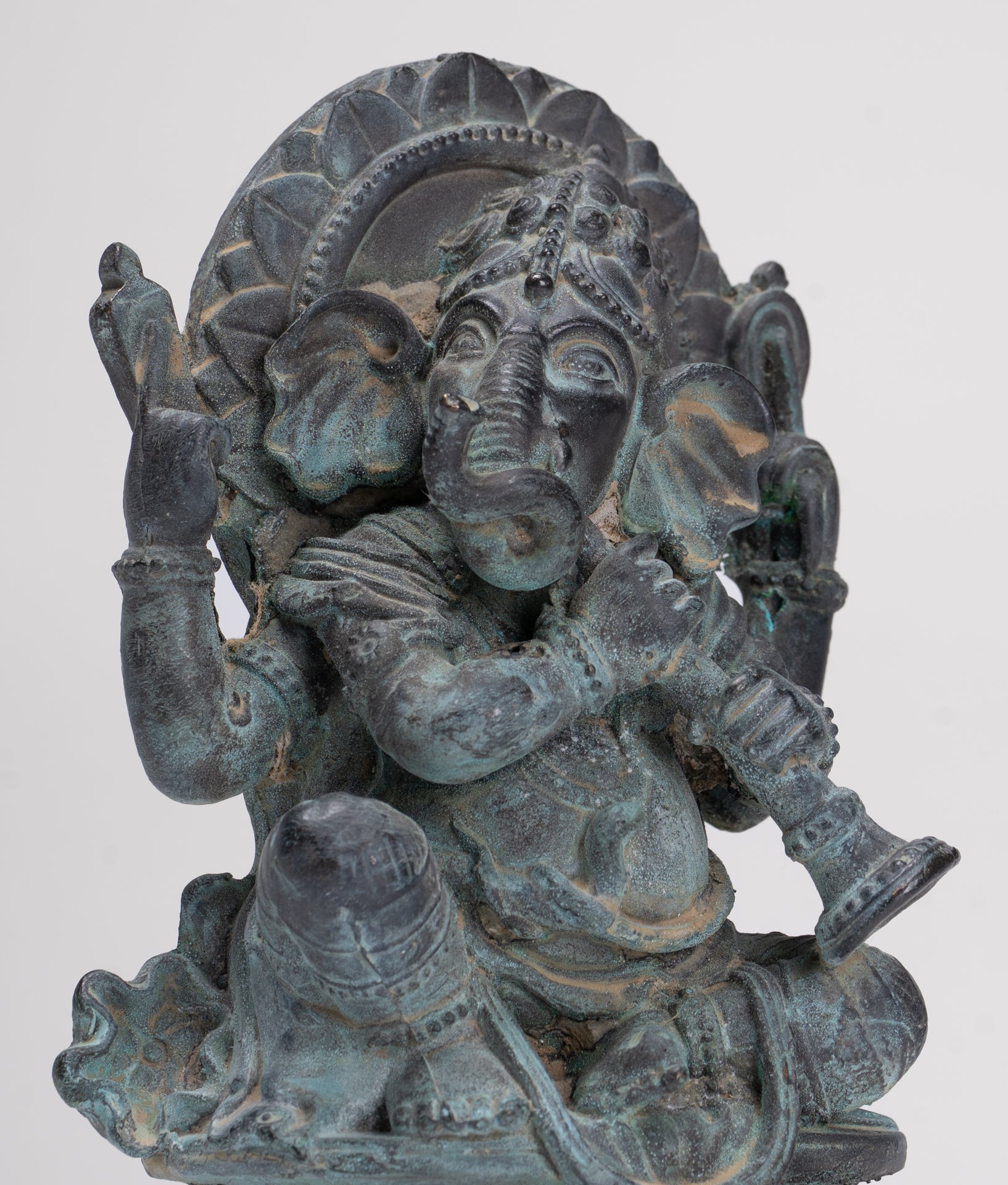 Ganesh - Antique Thai Style Bronze Seated Ganesh Statue  - 15.5cm/6"