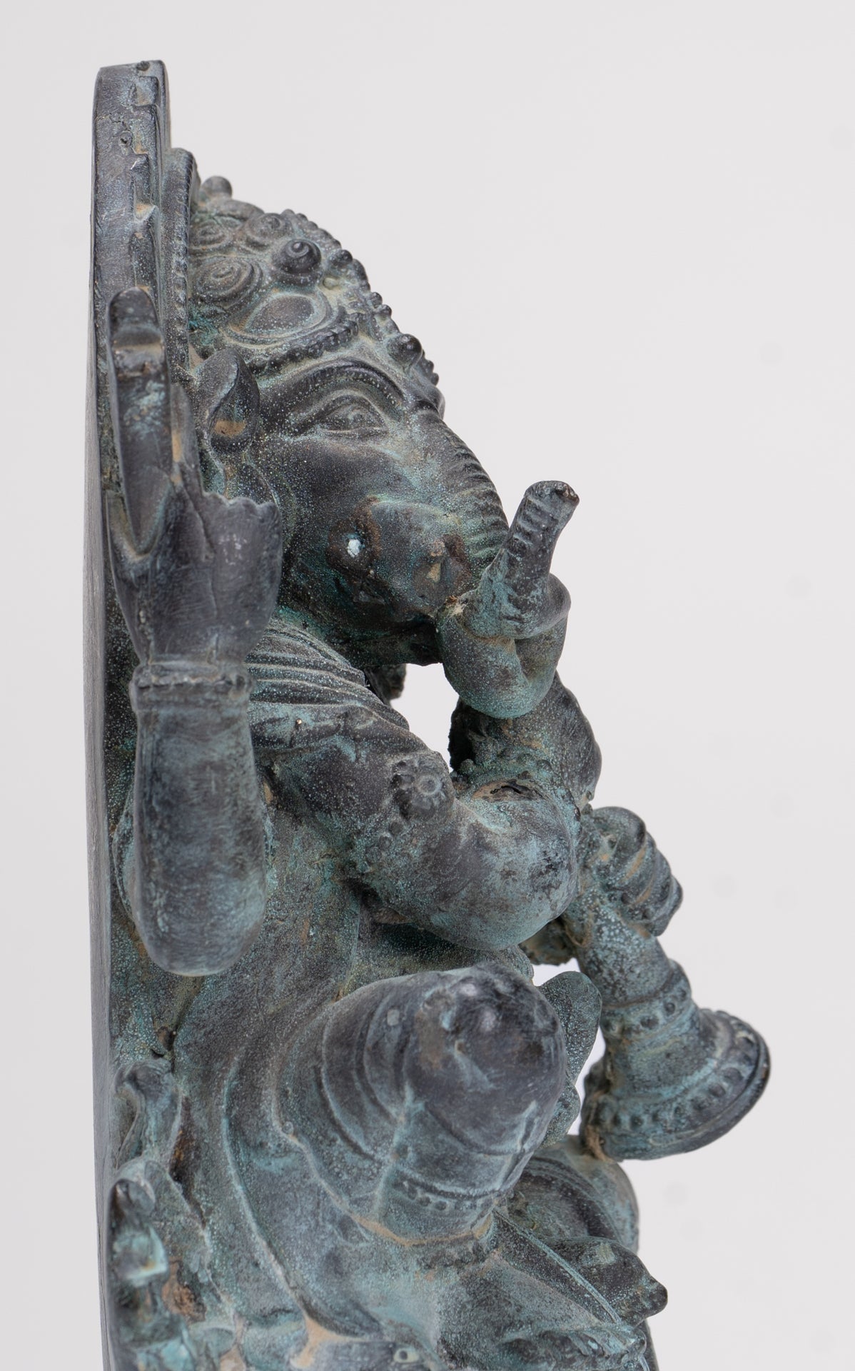 Ganesh - Antique Thai Style Bronze Seated Ganesh Statue  - 15.5cm/6"