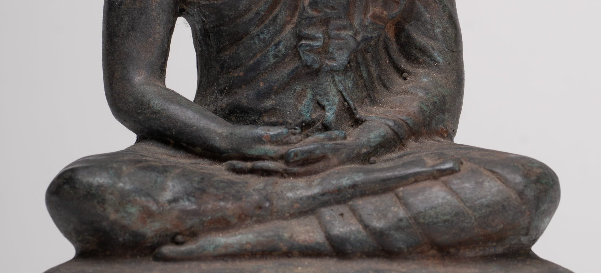 Antique Thai Style Bronze Chiang Saen Meditation Buddha Statue - 23cm/9"