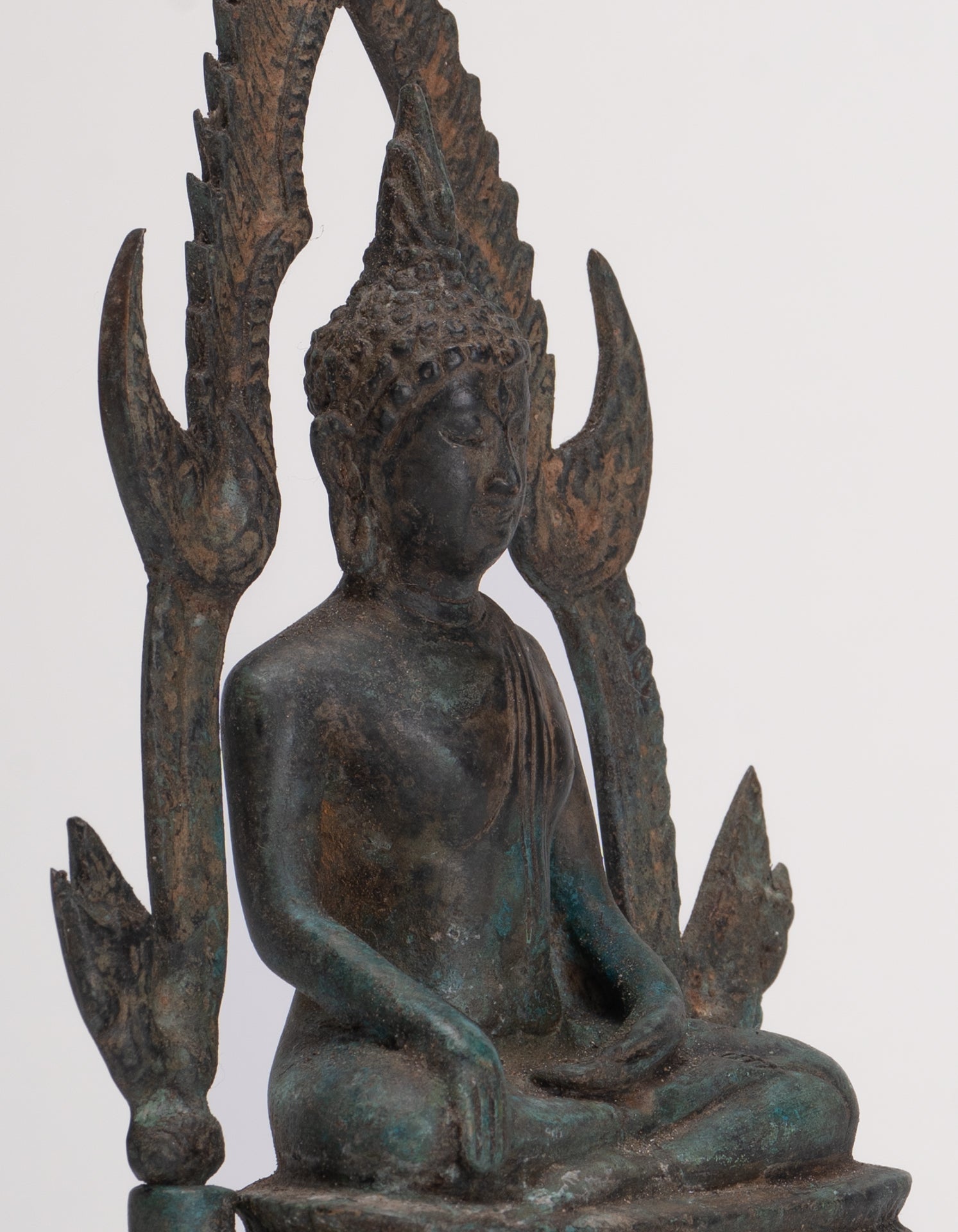 Buddha Statue - Antique Thai Style Bronze Phitsanulok Chinnarat Buddha Statue - 20cm/8"