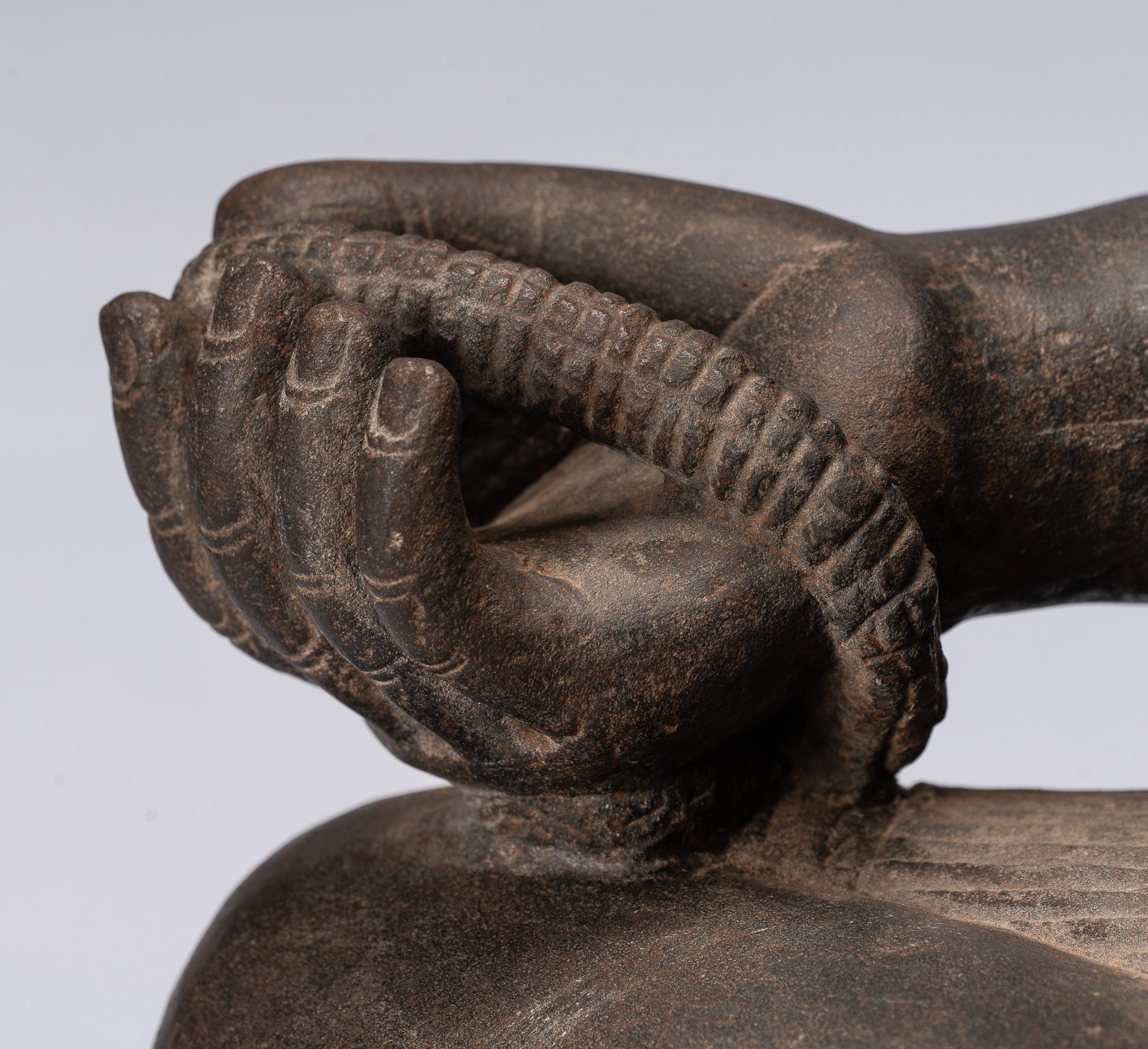 Estatua de Bodhisattva Avalokitesvara de estilo jemer antiguo Khmer - 62 cm/25 "