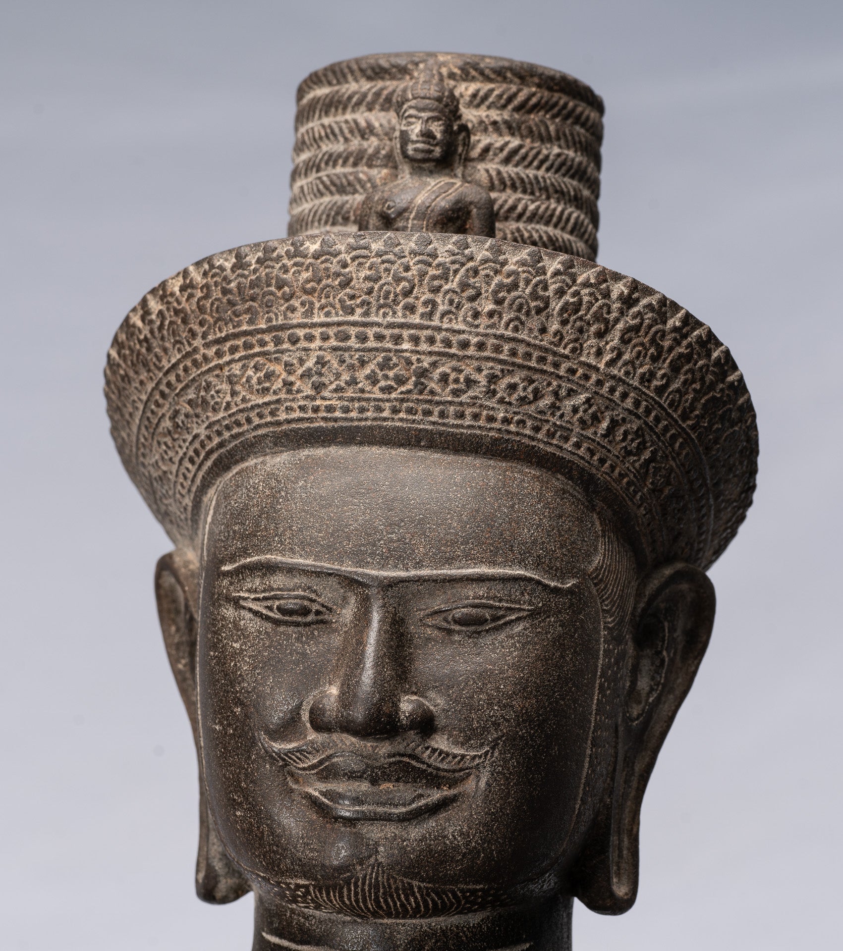 Estatua de Bodhisattva Avalokitesvara de estilo jemer antiguo Khmer - 62 cm/25 "