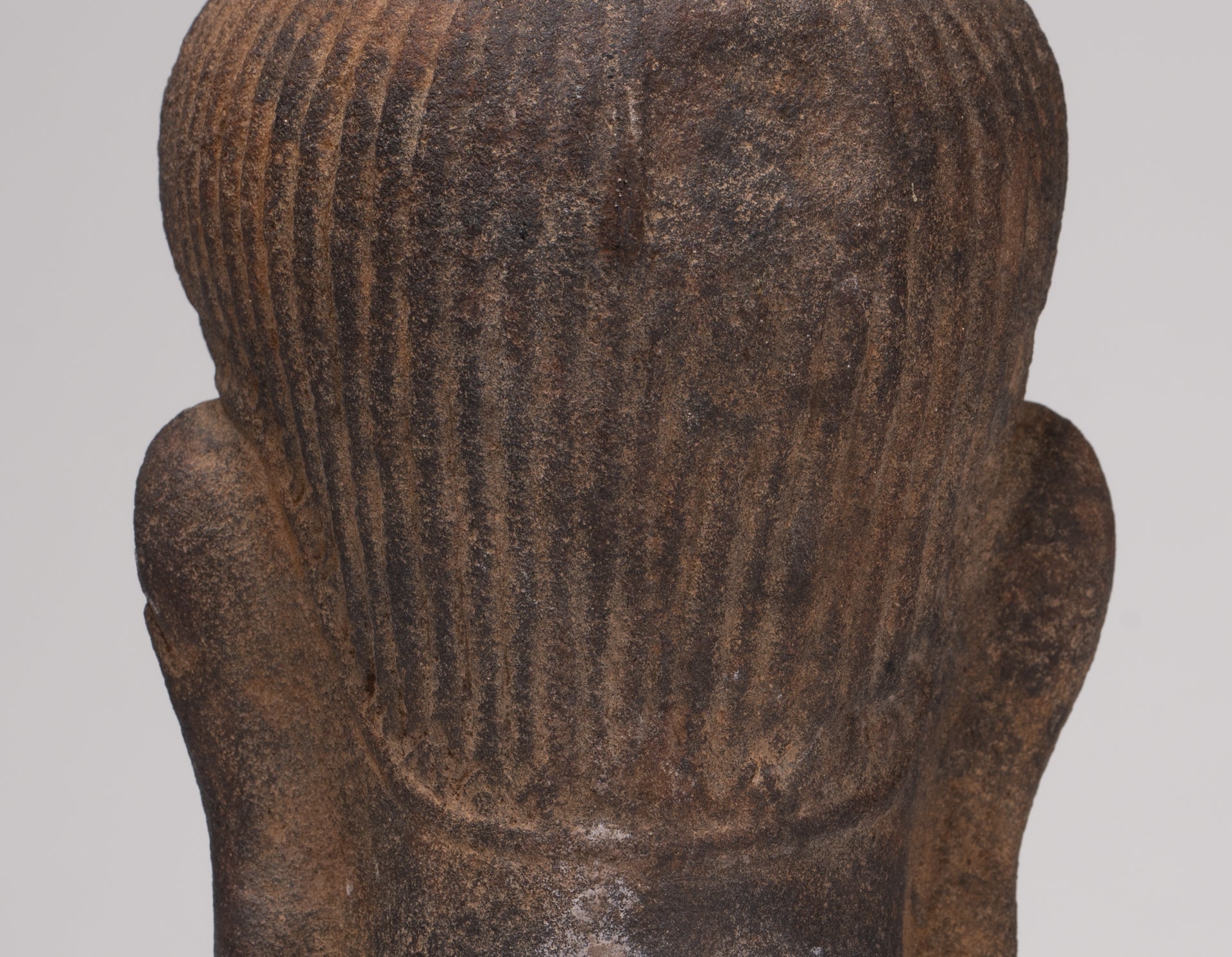 Vishnu Statue - Antique Prei Khmeng Style Stone Mounted Khmer Vishnu Head - 25cm / 10"