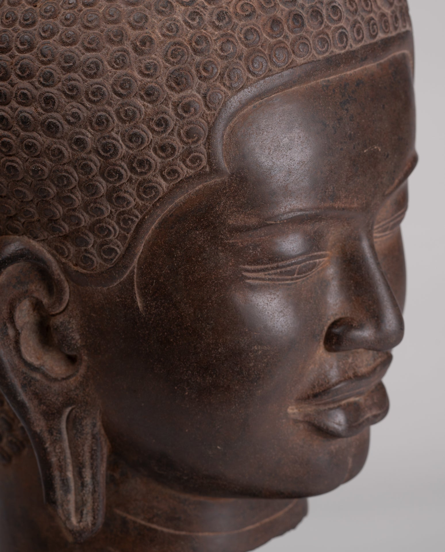 Buddha Statue - Antique Pre-Angkor Style Mounted Stone Khmer Buddha Head - 55cm/22" Tall