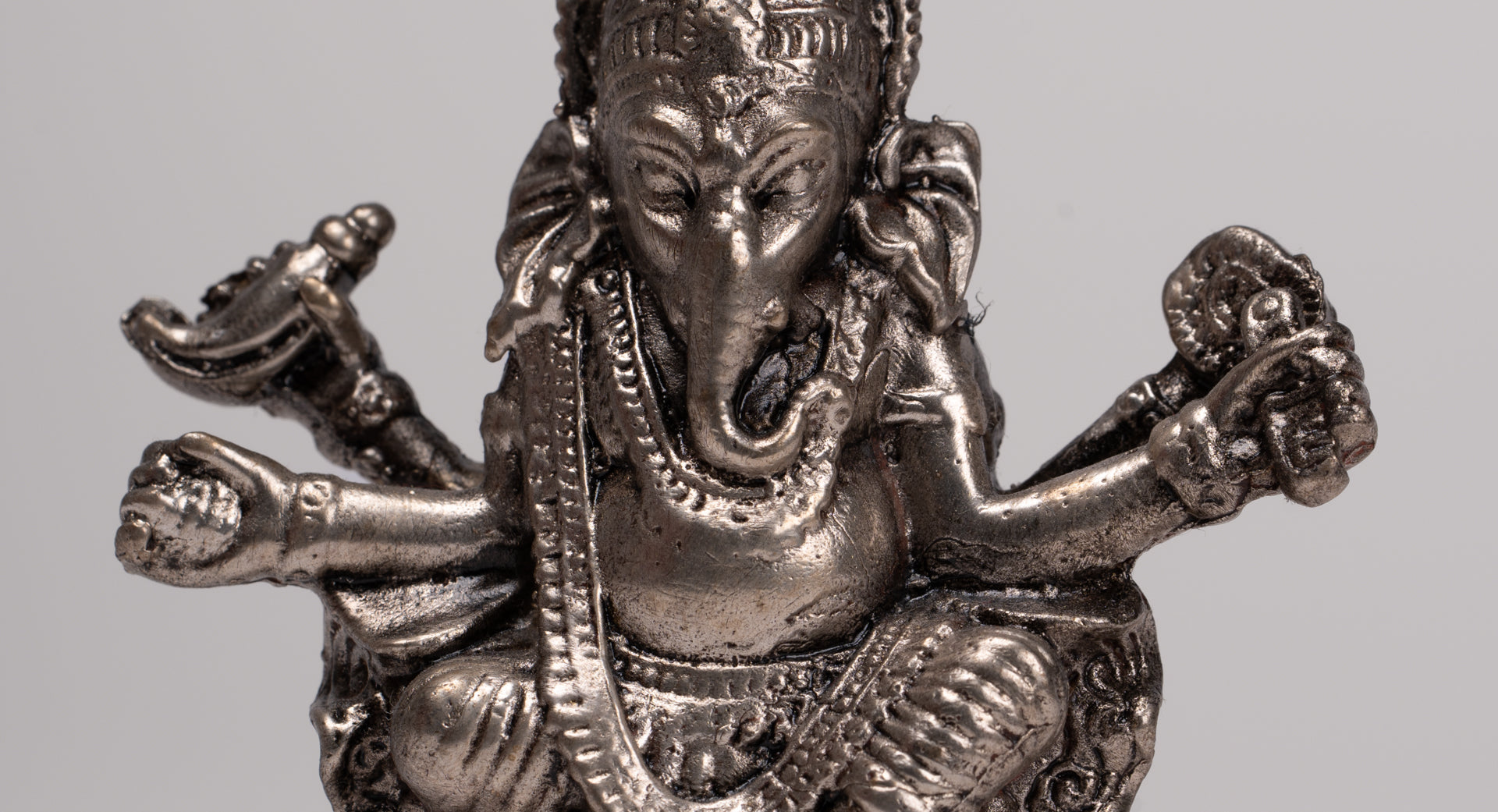 Ganesha Statue - Antique Thai Style Bronze Seated Silver Ganesha Statue - 8cm/3"