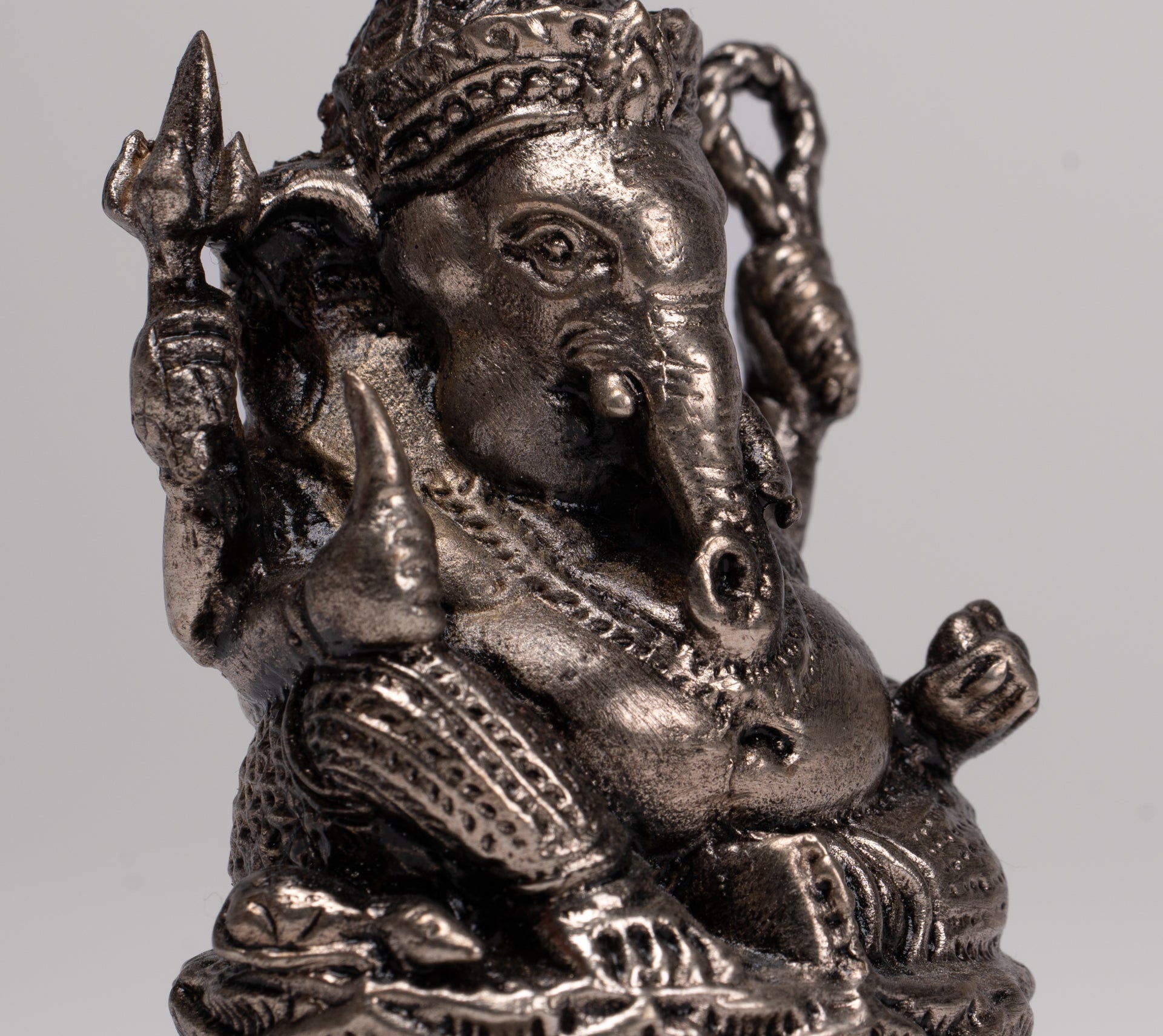 Ganesha Statue - Antique Thai Style Bronze Seated Silver Ganesha Statue - 8.5cm/3"