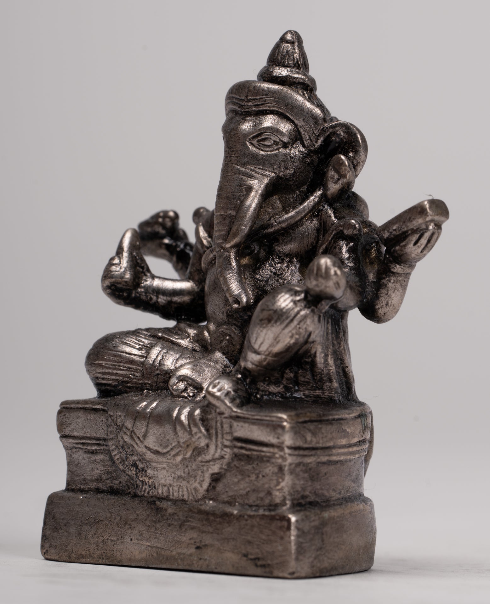 Ganesha Statue - Antique Thai Style Bronze Seated Silver Ganesha Statue - 9cm/4"