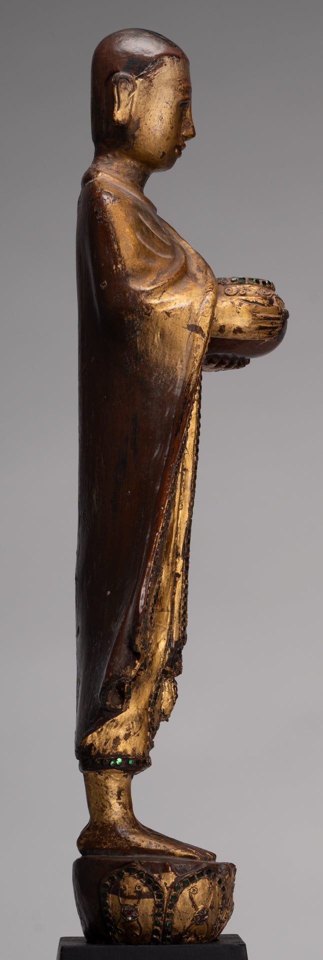 Antike birmanische Stehmandalay Mönch Statue - 90 cm/36 "