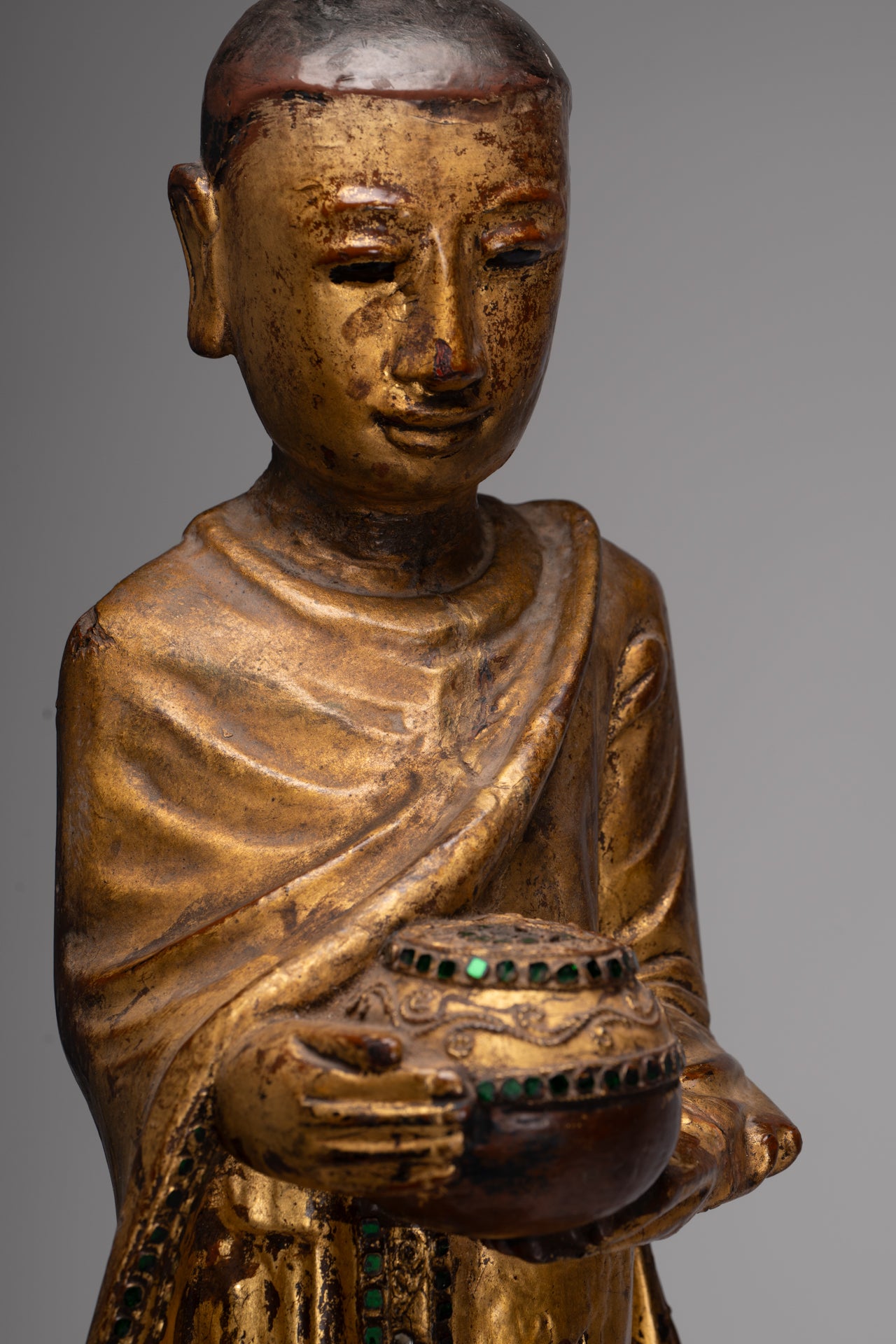 Antike birmanische Stehmandalay Mönch Statue - 90 cm/36 "