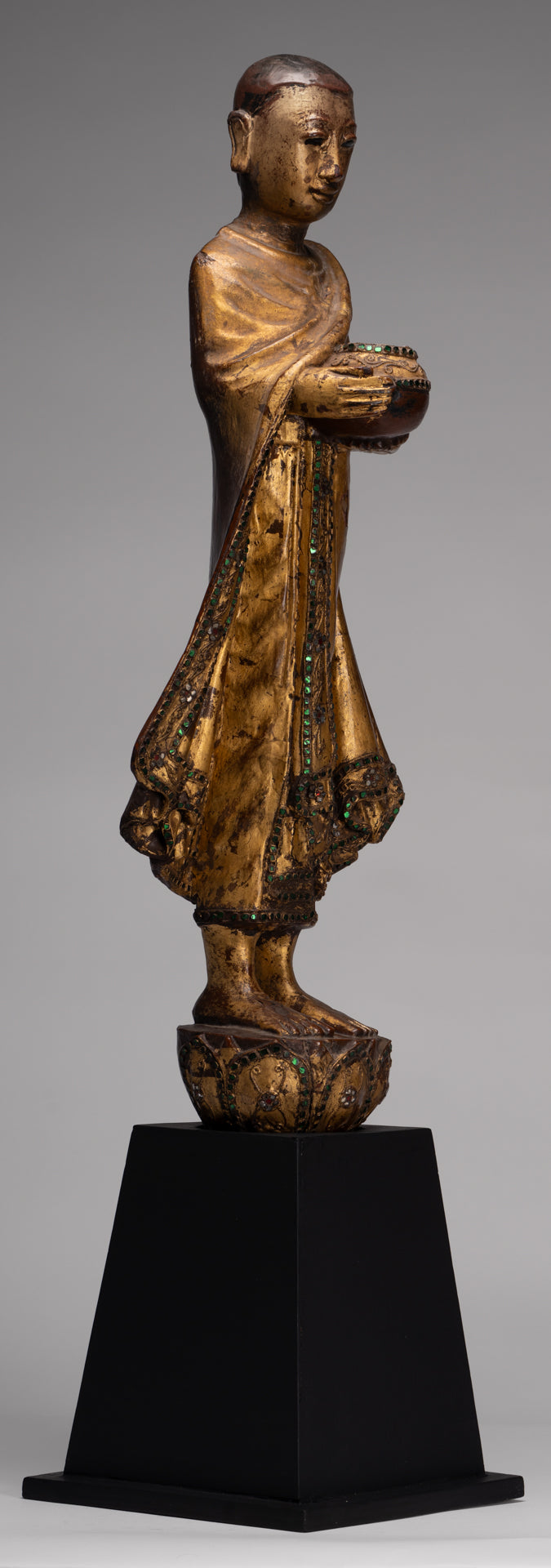 Antike birmanische Stehmandalay Mönch Statue - 90 cm/36 "