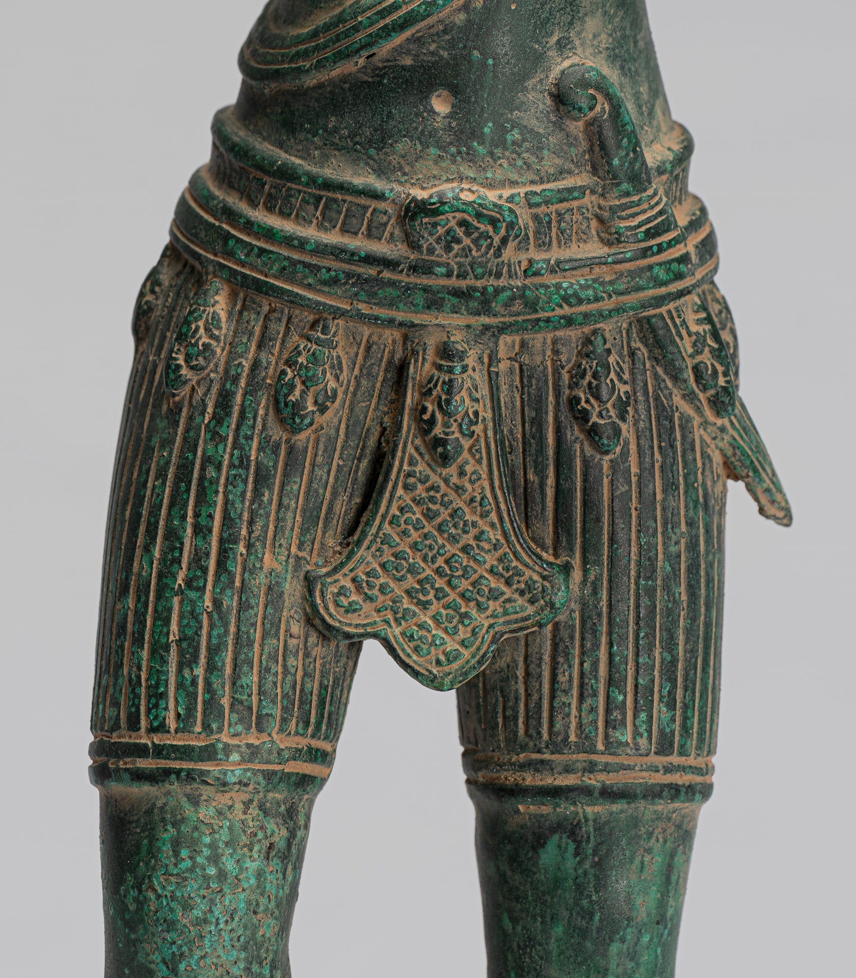 Antique Khmer Style Bronze Angkor Wat Style Estatua Vishnu - 53cm/21 "