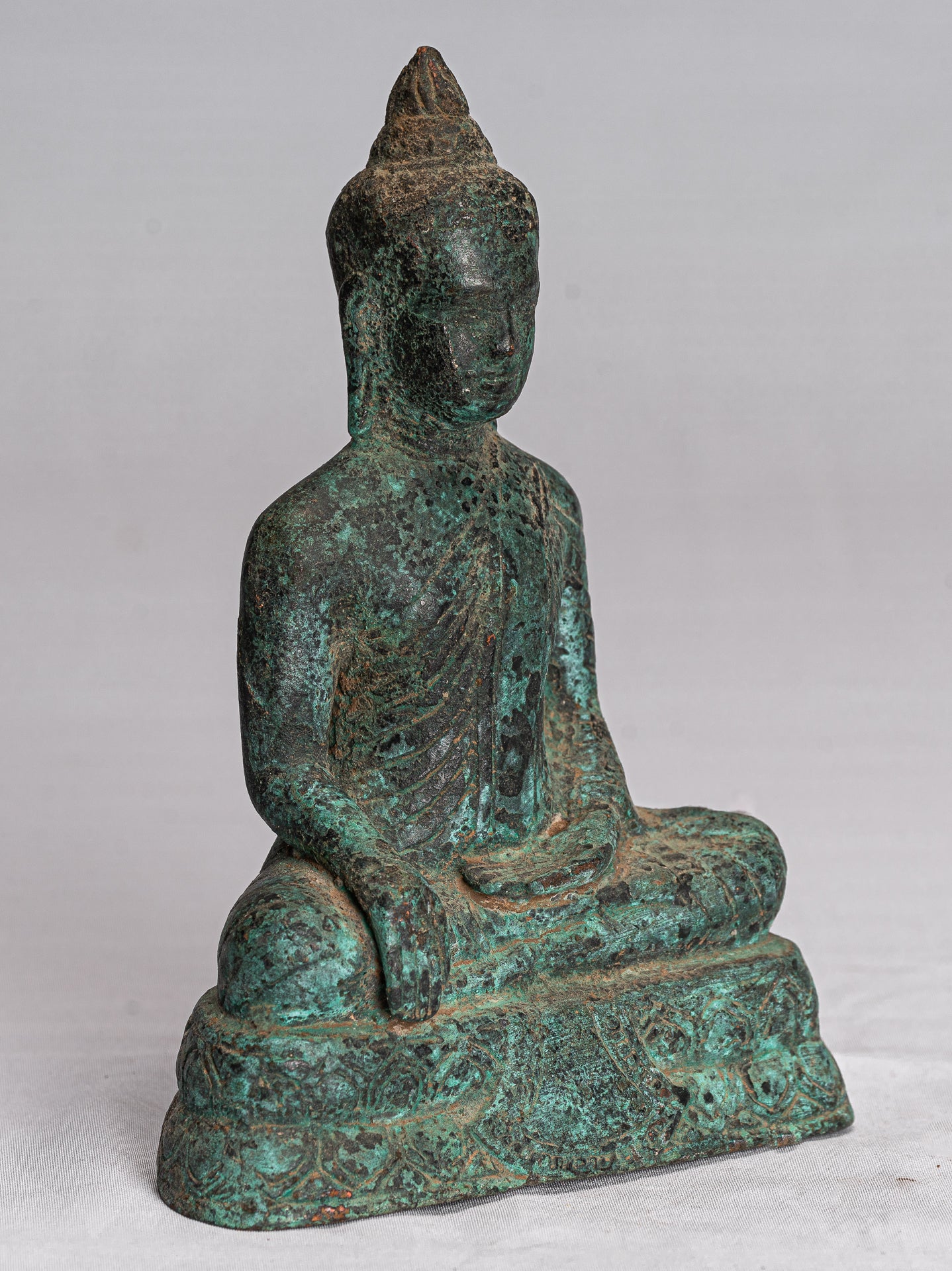 Estatua de Buda - Antique Khmer Bronce Sented Ilustratment Angkor Buda Estatua -16cm/6 "