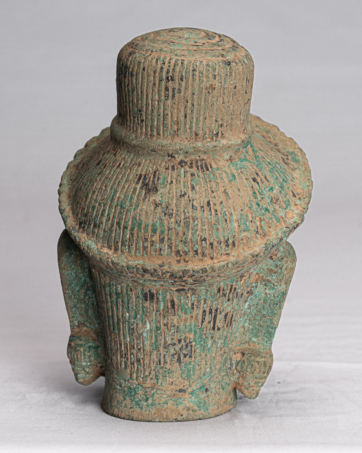 Antique Banteay Srei Style Bronze Khmer Garuda Vishnu Estatua - 18 cm/7 "