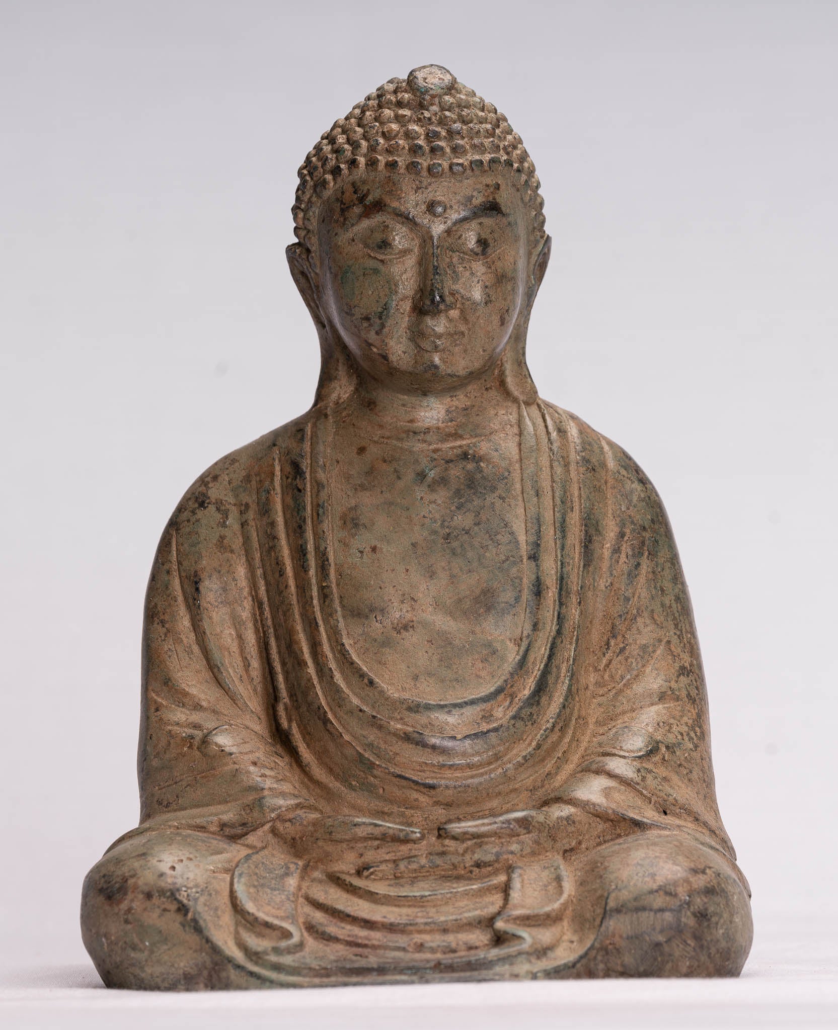 Bouddha japonais – Statue de Bouddha Amitabha de méditation assise en bronze de style japonais antique – 18 cm