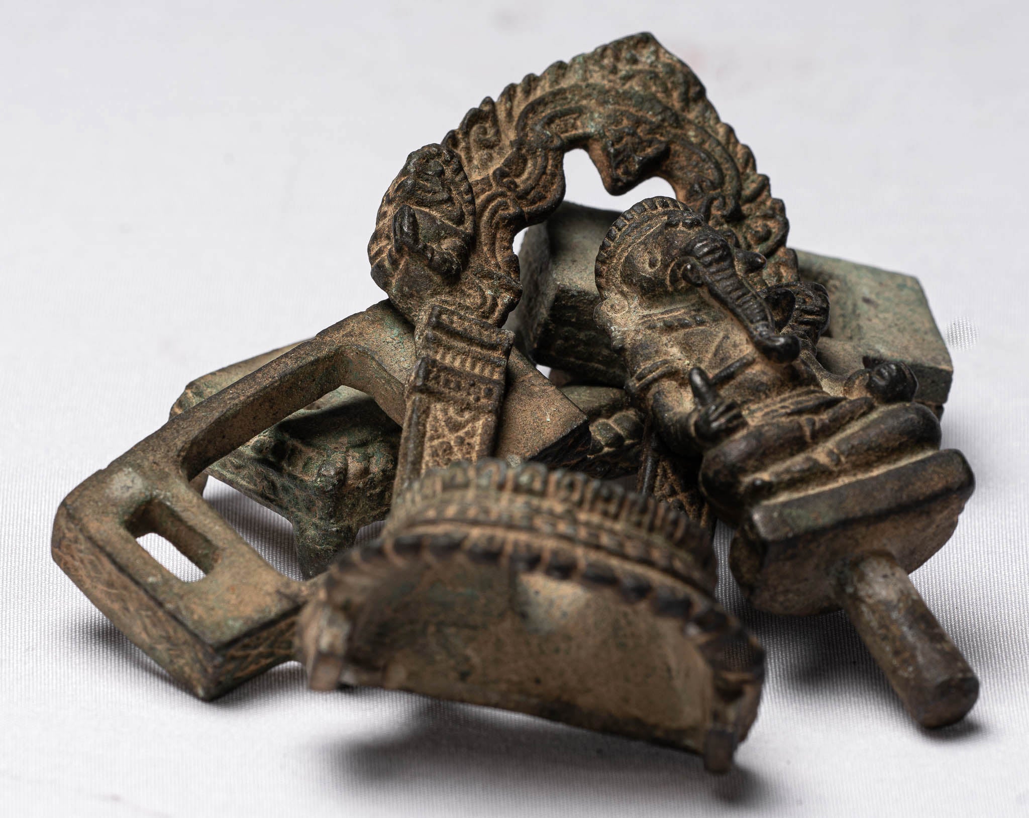 Statue Ganesha - Antique Thai Thai Intronited Bronze seduto Ganesha Statua - 11cm/4 "