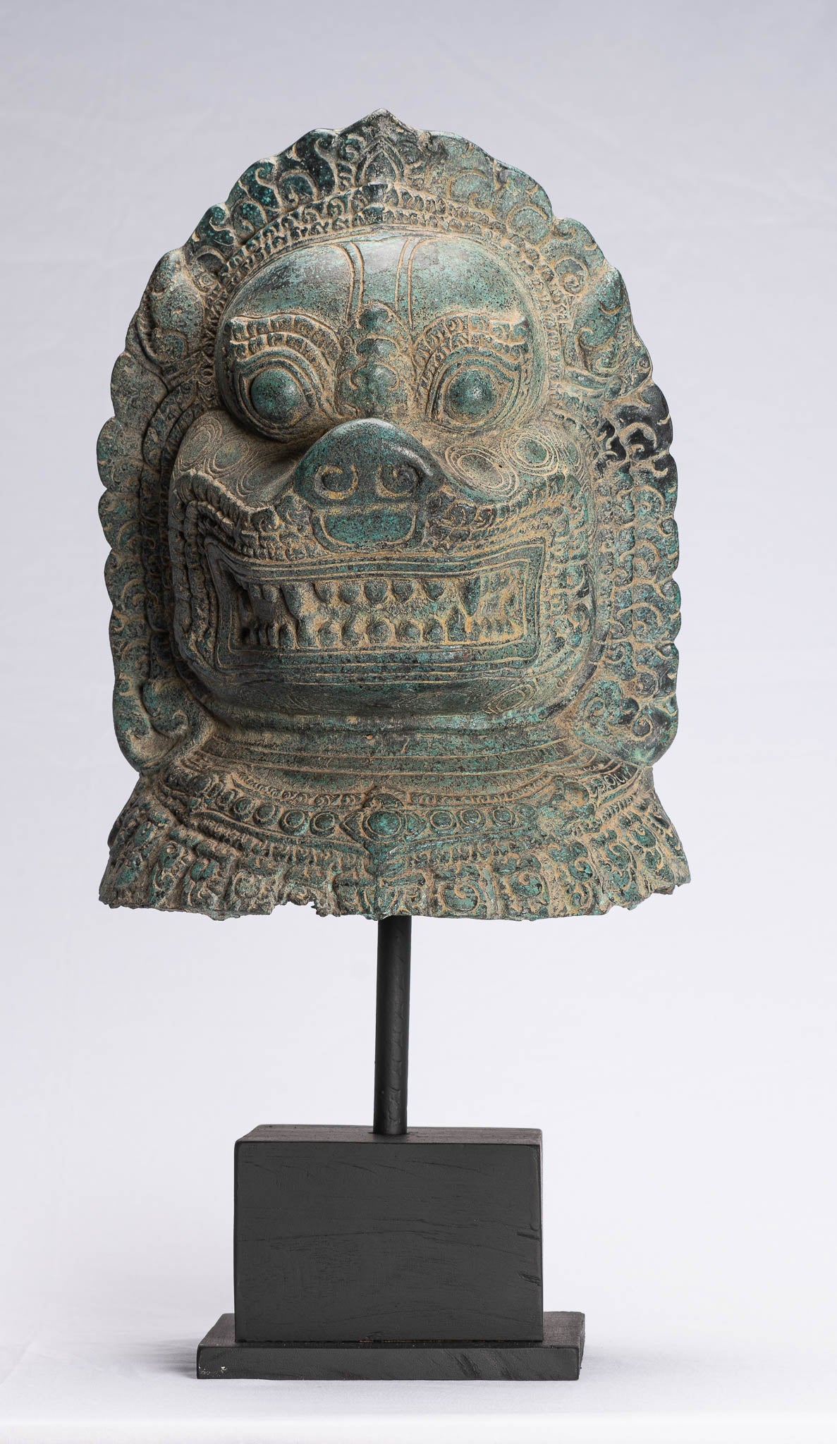 Antike Khmer Style Bronze Mounted Temple Guardian oder Lion Head-52cm/21 "