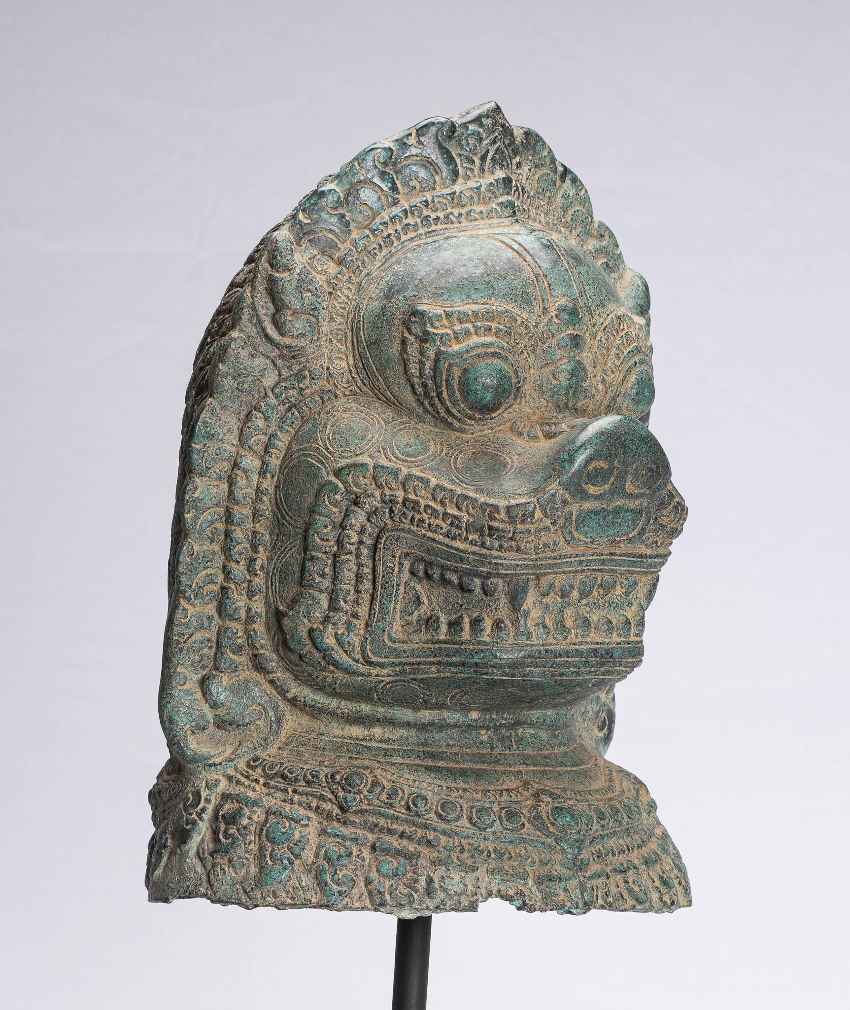 Antike Khmer Style Bronze Mounted Temple Guardian oder Lion Head-52cm/21 "