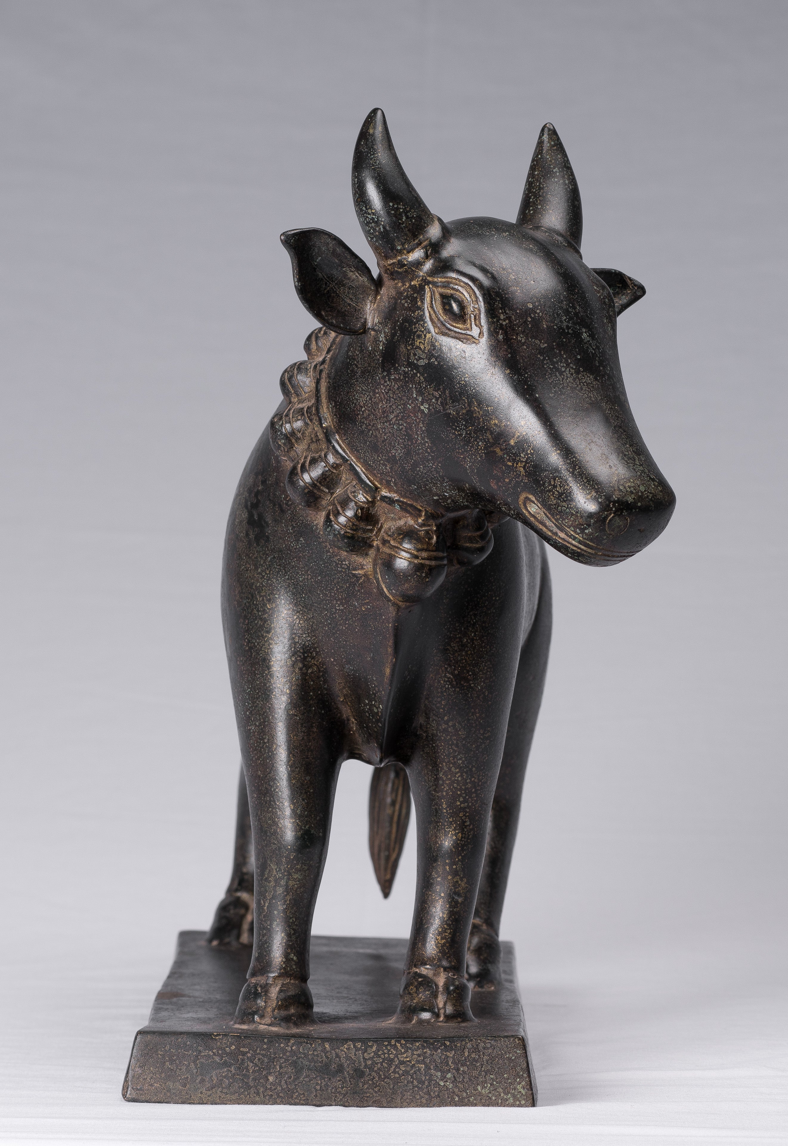 Estatua de bronce nandi de estilo jemer antiguo - Monte de Shiva - 36 cm/14 "