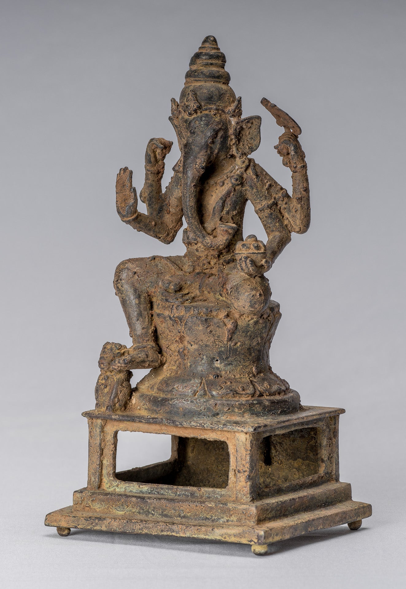 Statue de Ganesha – Statue de Ganesha indonésienne assise en bronze de style javanais antique – 25 cm/10"