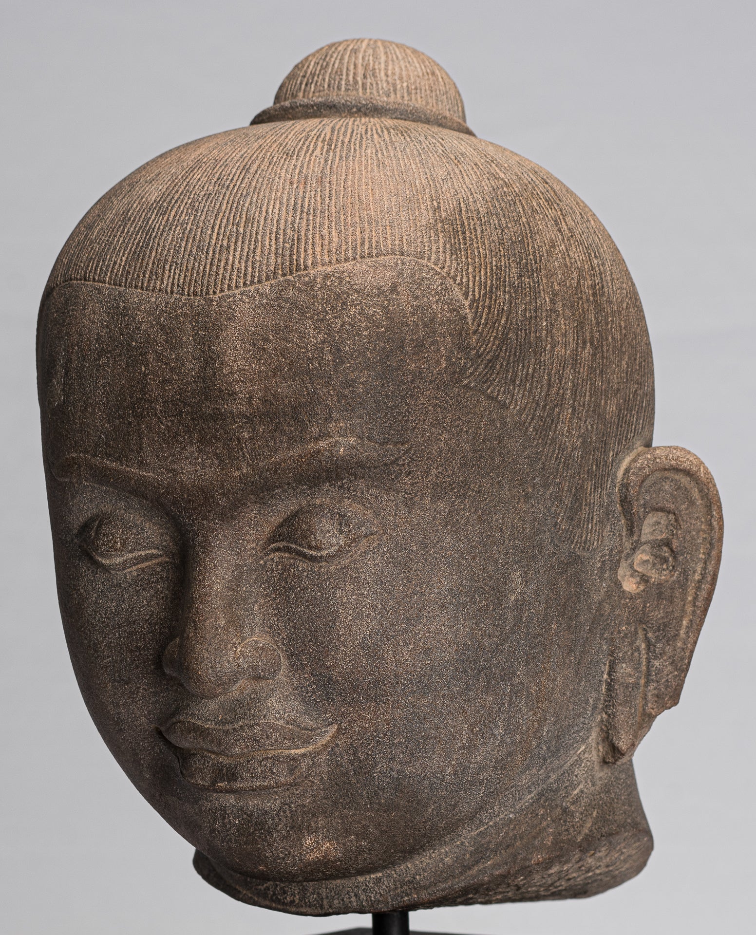 Estatua de Jayavarman - Estatua de cabeza de Jayavarman VII de estilo Jayavarman VII - 38 cm/15 "