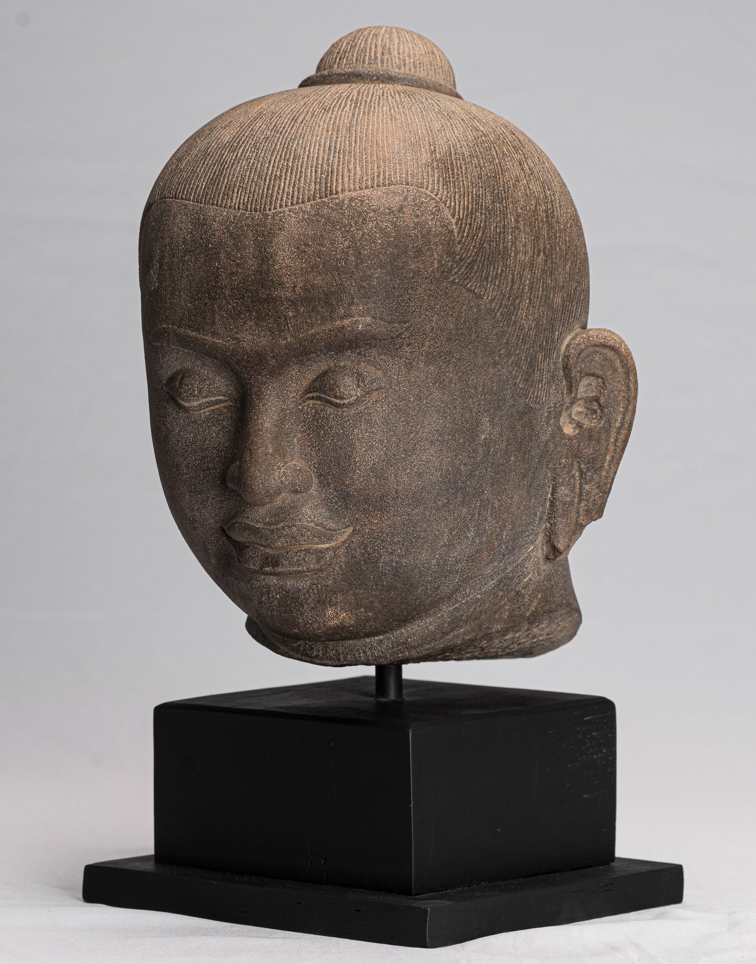 Estatua de Jayavarman - Estatua de cabeza de Jayavarman VII de estilo Jayavarman VII - 38 cm/15 "