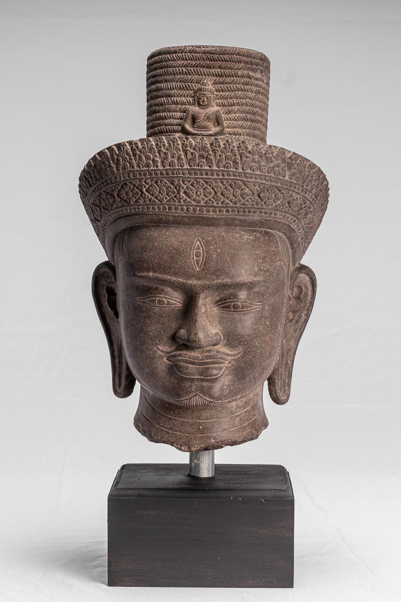 Estatua de Bodhisattva Avalokitesvara de estilo antiguo Koh Ker - 54cm/22 "