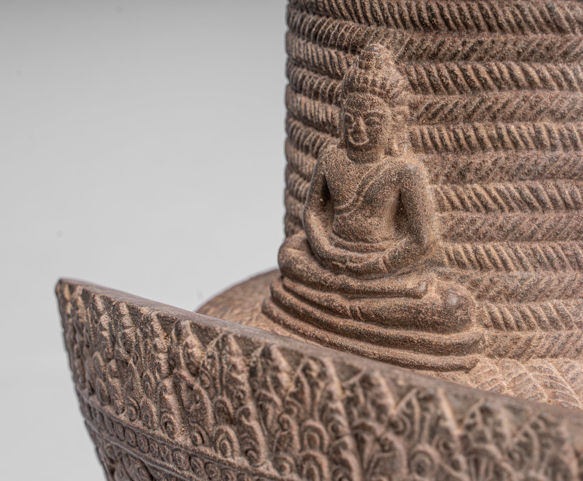 Estatua de Bodhisattva Avalokitesvara de estilo antiguo Koh Ker - 54cm/22 "