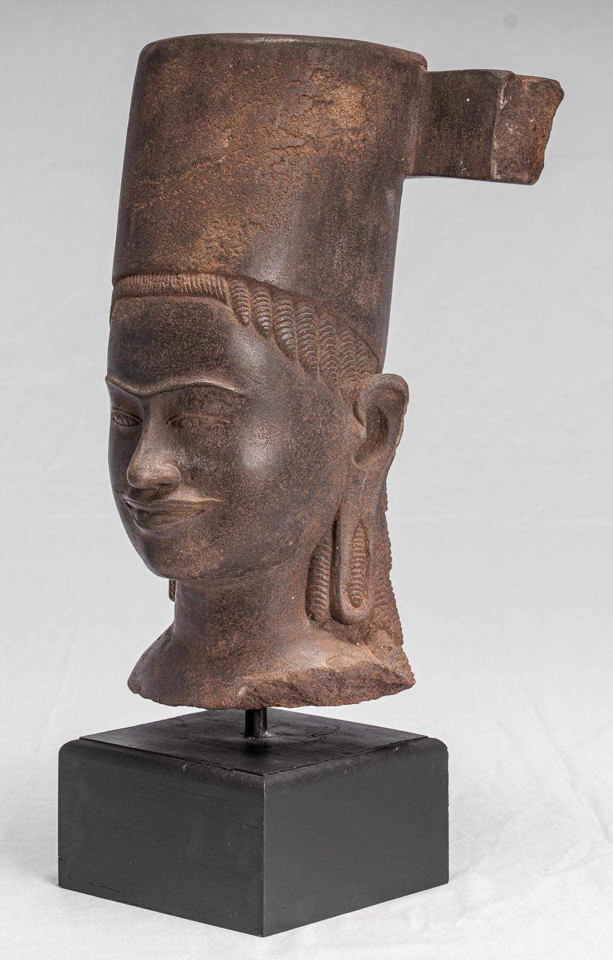 Antiguo Phnom da Style Khmer Vishnu Head - Protector & Preserver - 43cm/33 "