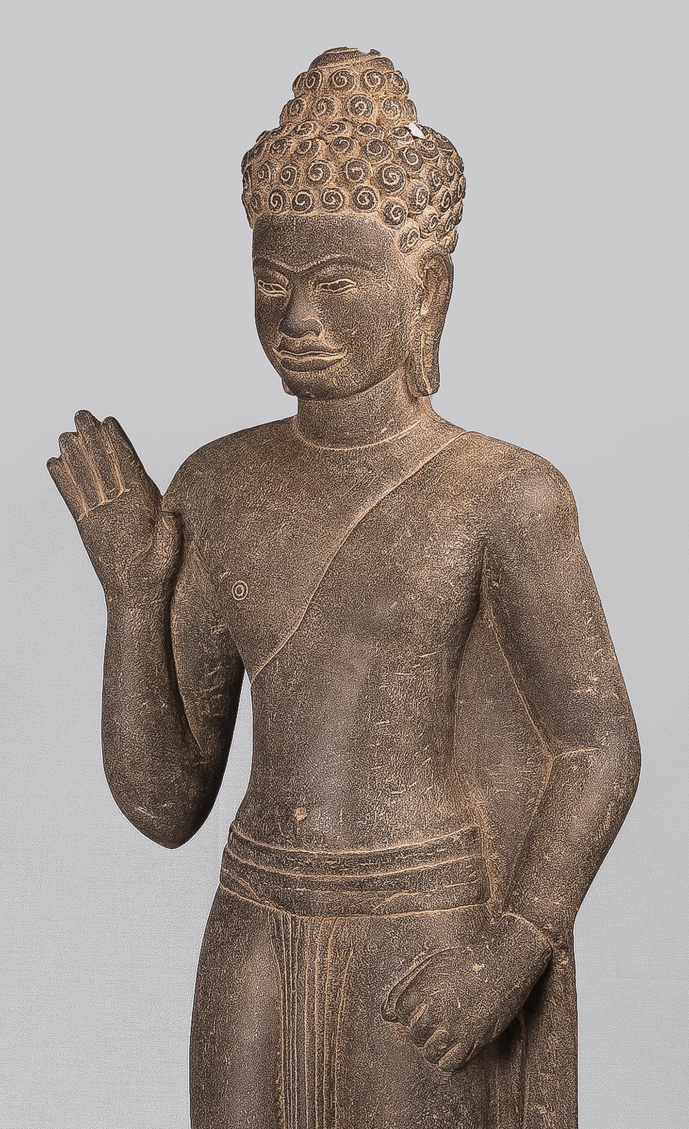 Statue de Bouddha – Bouddha khmer de protection en pierre debout de style Phnom Da antique – 123 cm de haut