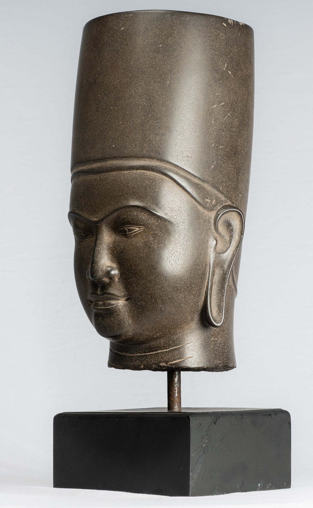 Antique Phnom Da Style Khmer Vishnu Head - Protettore e Conserver - 54Cm/22 "