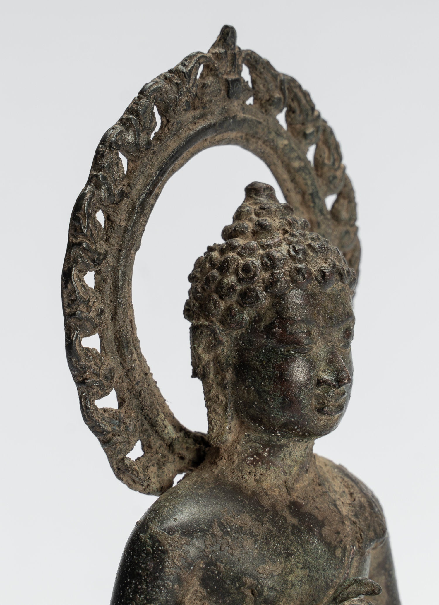 Statua di Buddha - Antique in stile indonesiano seduto in bronzo giavanese predica Buddha - 18 cm/7 "