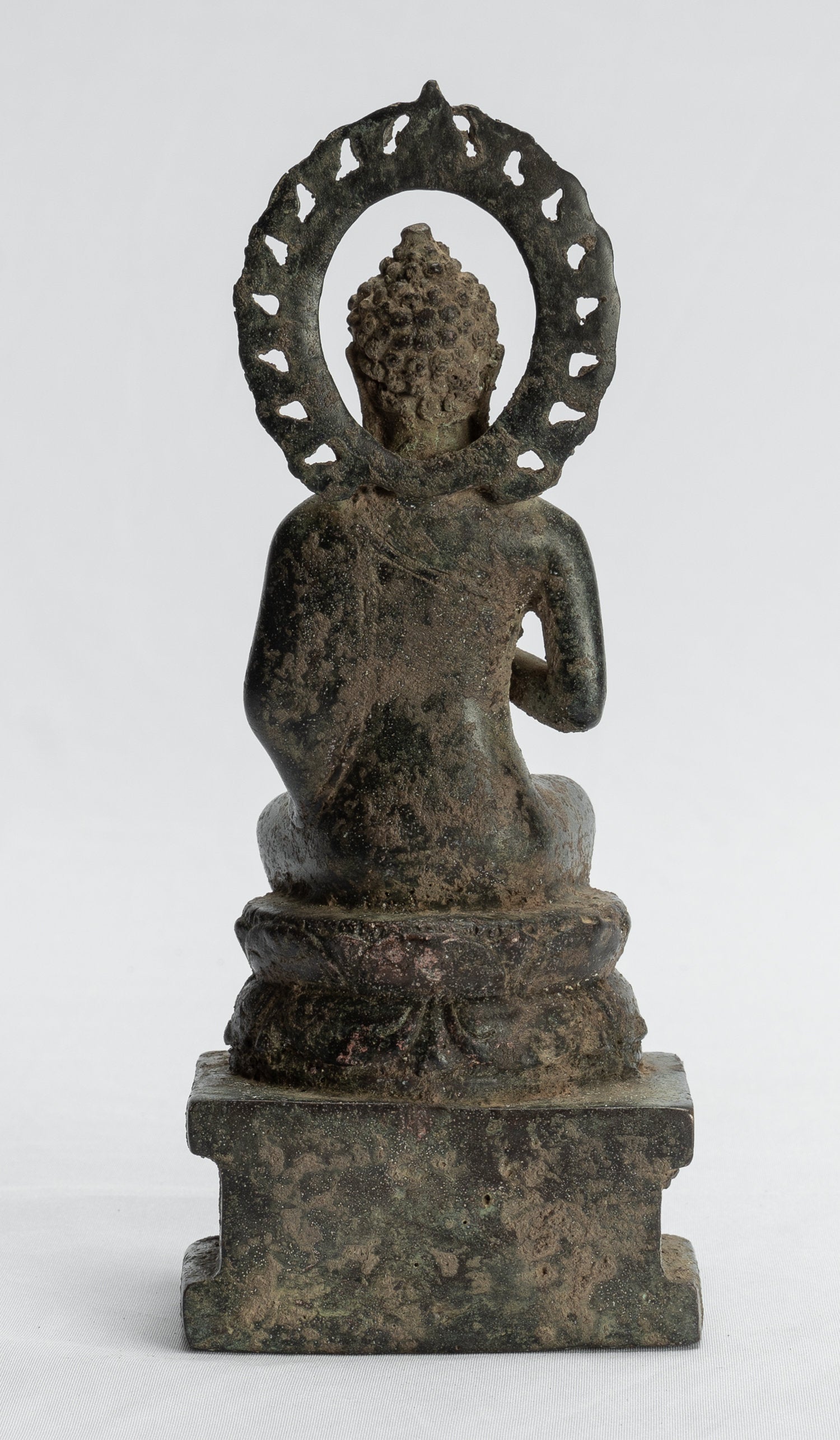 Statua di Buddha - Antique in stile indonesiano seduto in bronzo giavanese predica Buddha - 18 cm/7 "