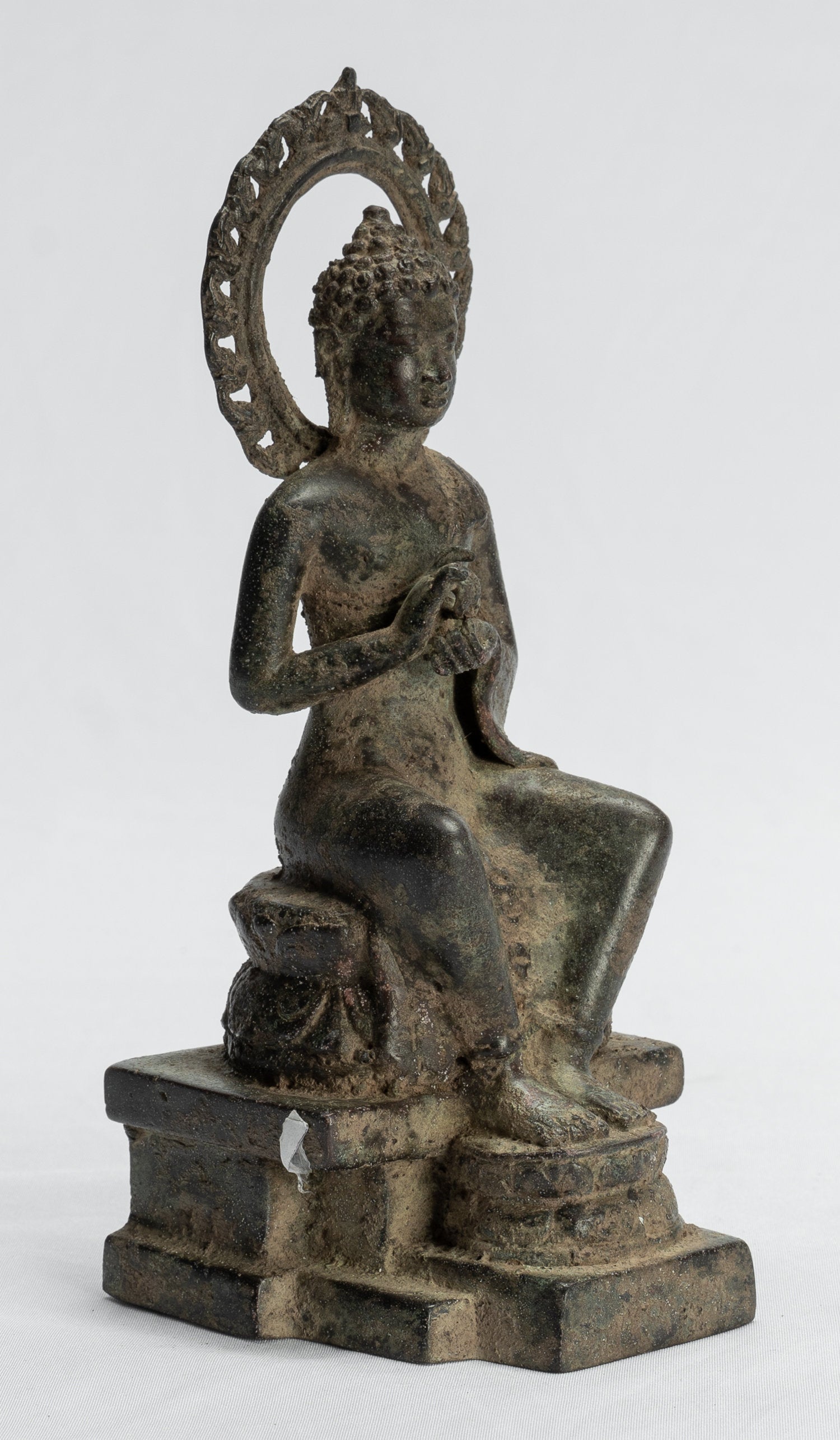 Statua di Buddha - Antique in stile indonesiano seduto in bronzo giavanese predica Buddha - 18 cm/7 "