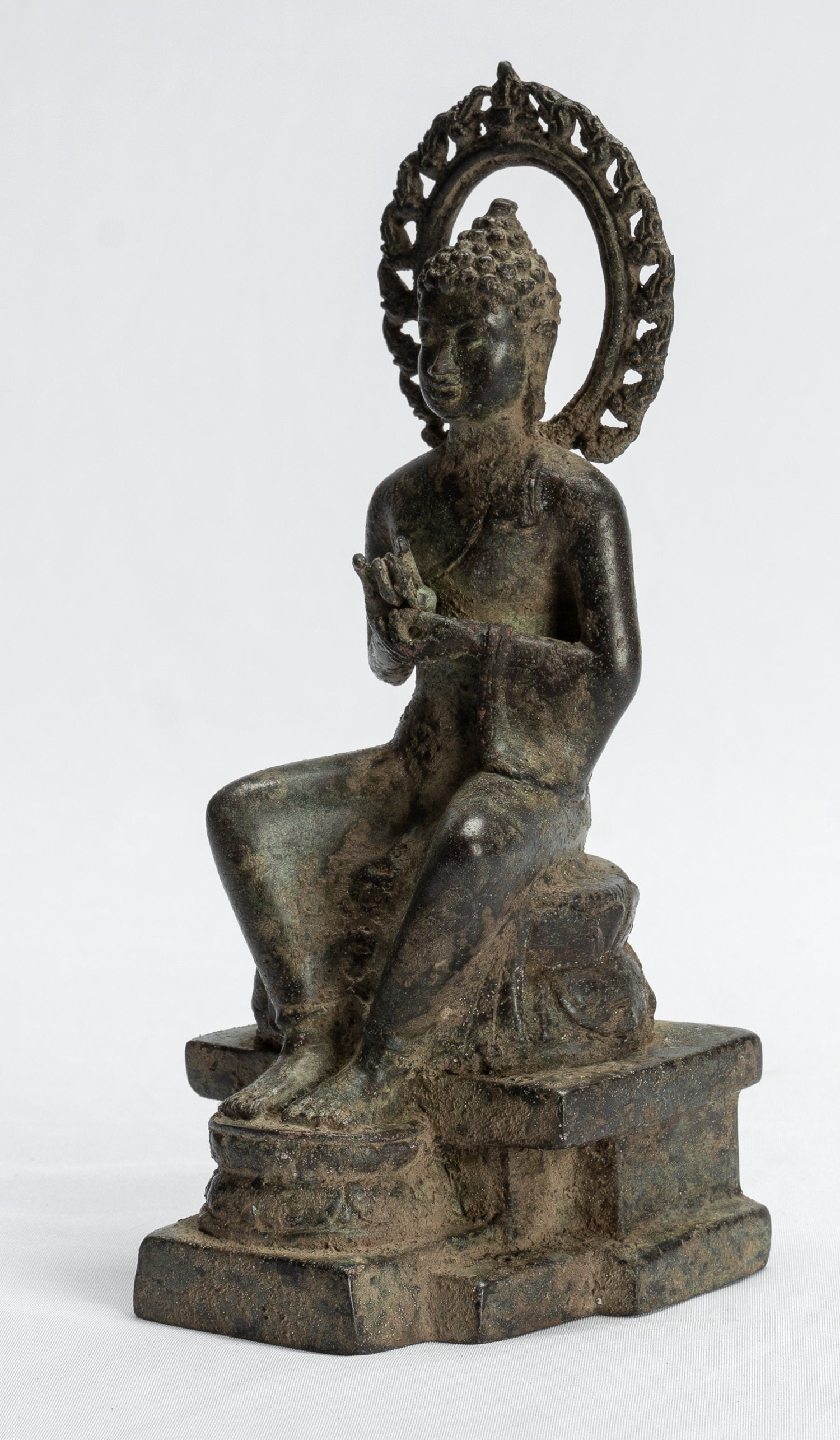Statua di Buddha - Antique in stile indonesiano seduto in bronzo giavanese predica Buddha - 18 cm/7 "