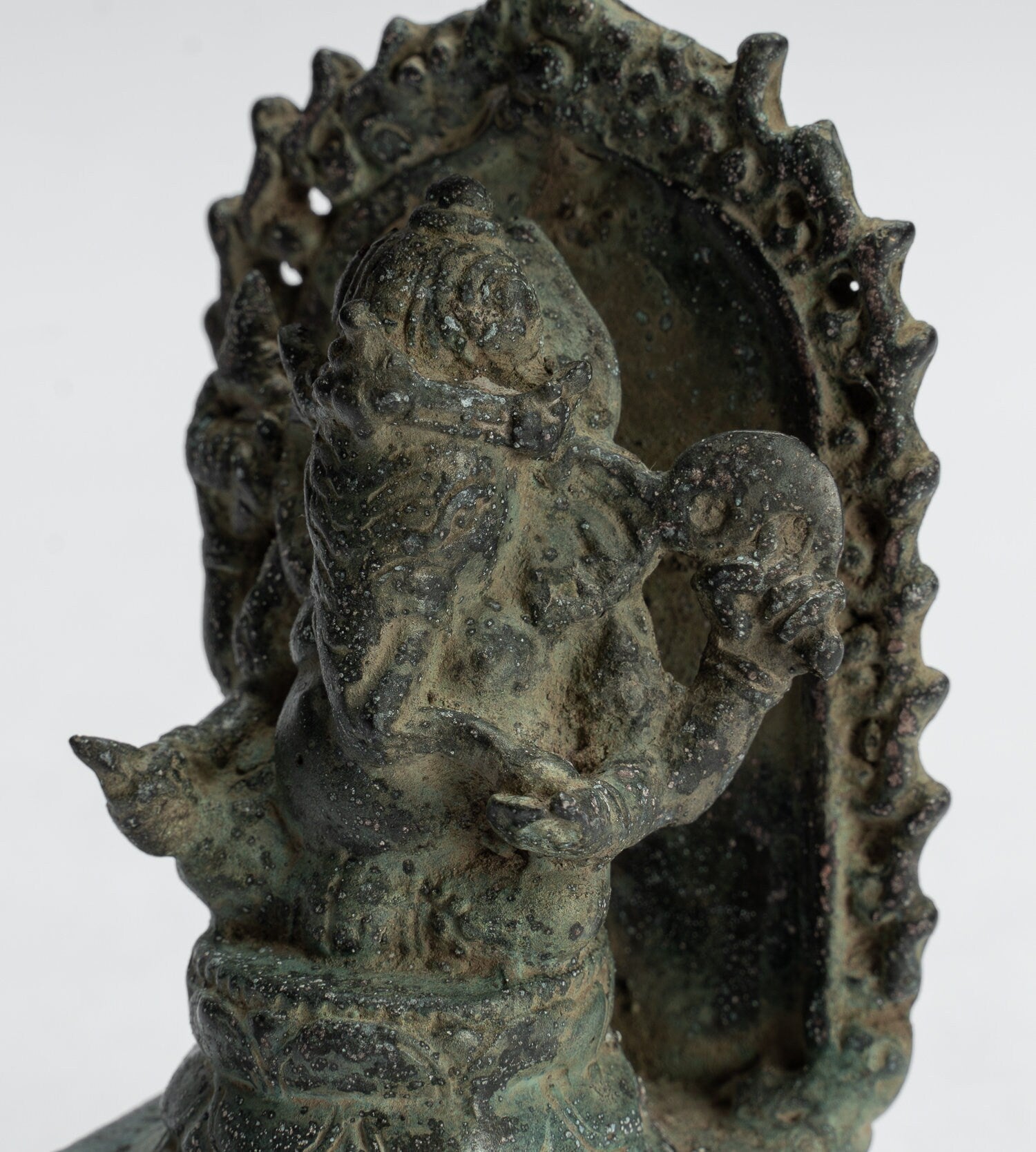 Estatua de Ganesha - Estatua de Ganesha indonesia de bronce de estilo javanés antiguo - 14 cm/6 "