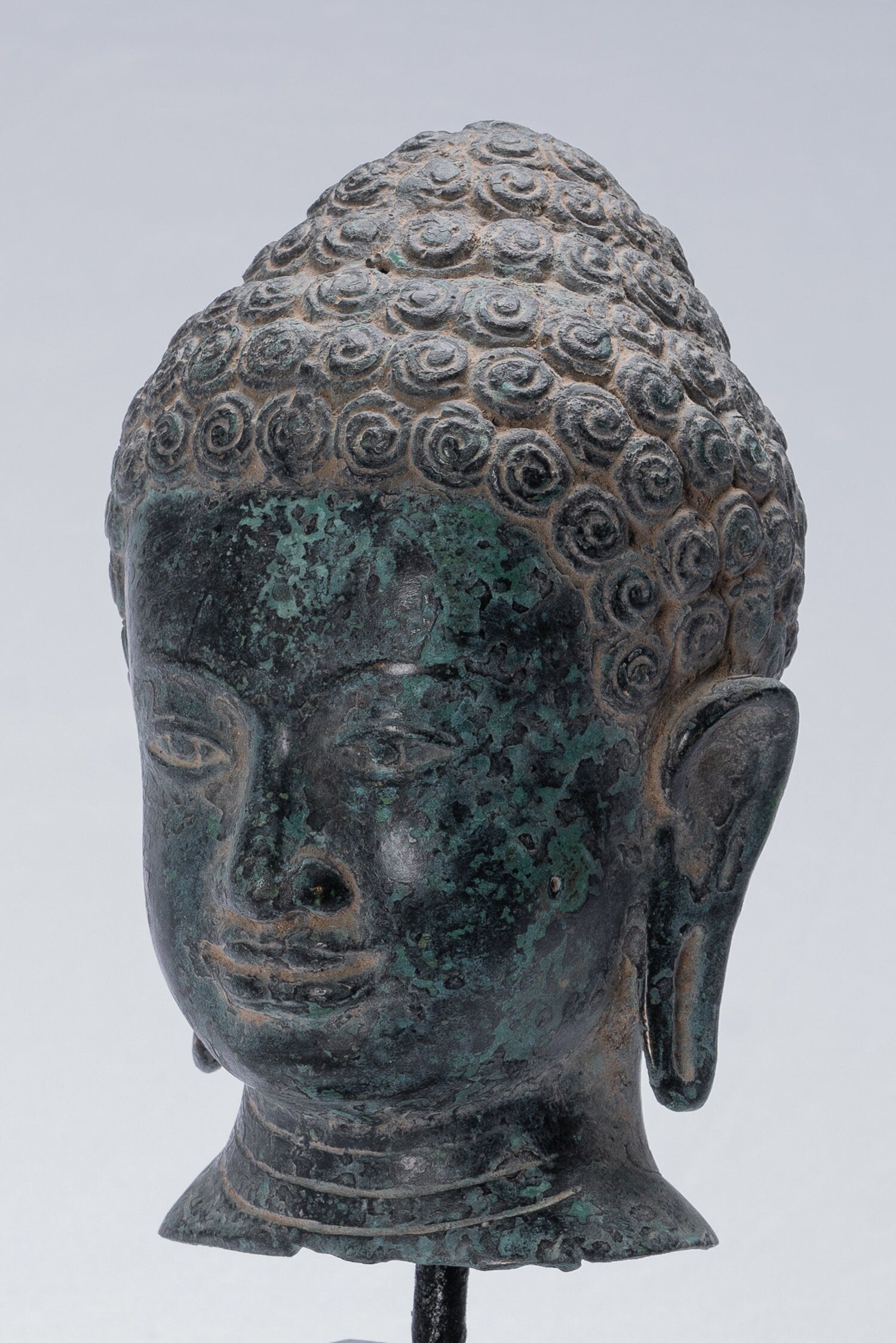 Statue de Bouddha – Statue de Bouddha Phnom Da en bronze antique de style khmer – 25 cm