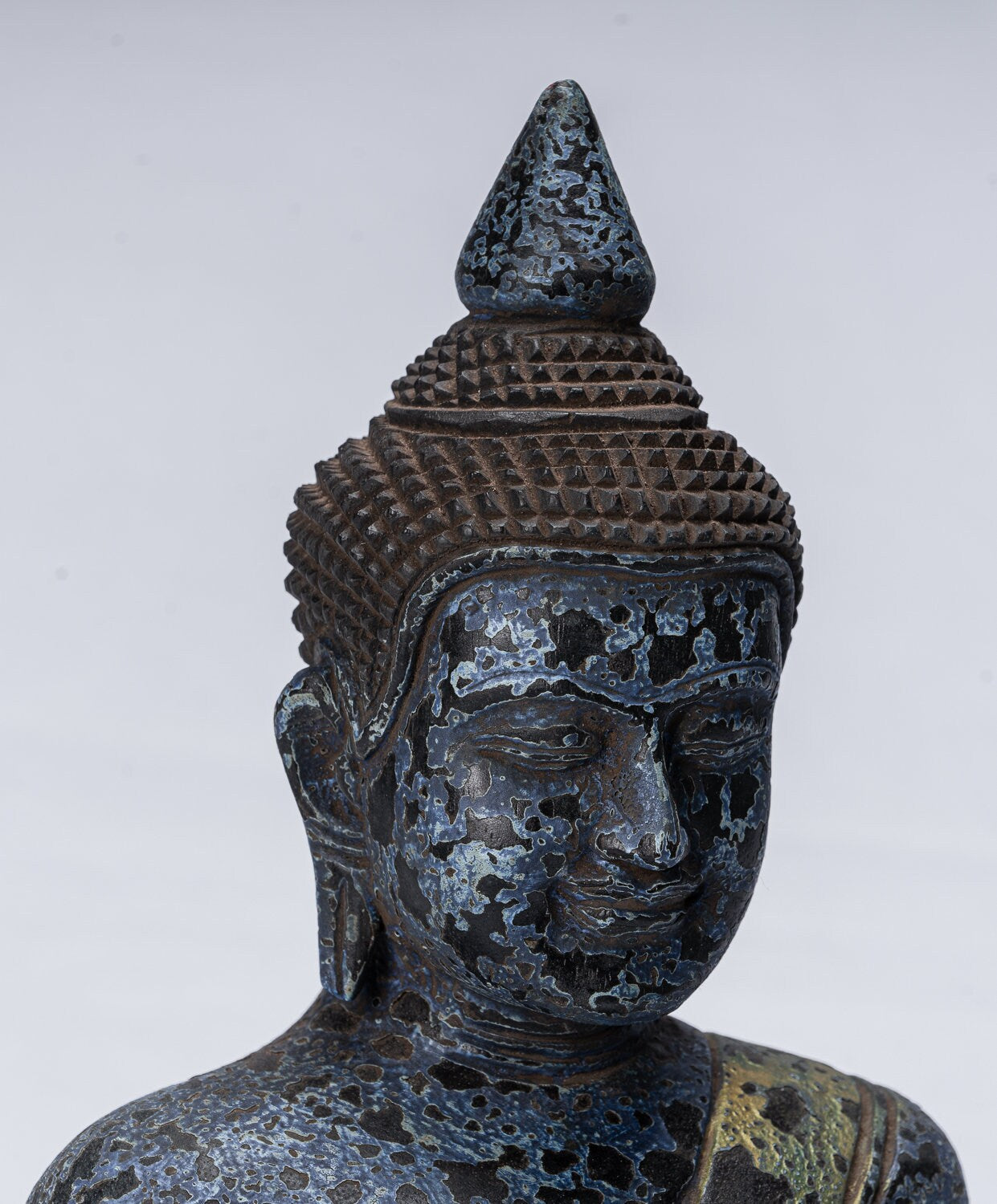 Buddha-Statue - Antiker Khmer-Stil Südostasien, sitzende Erleuchtungs-Buddha-Statue aus Holz - 39 cm
