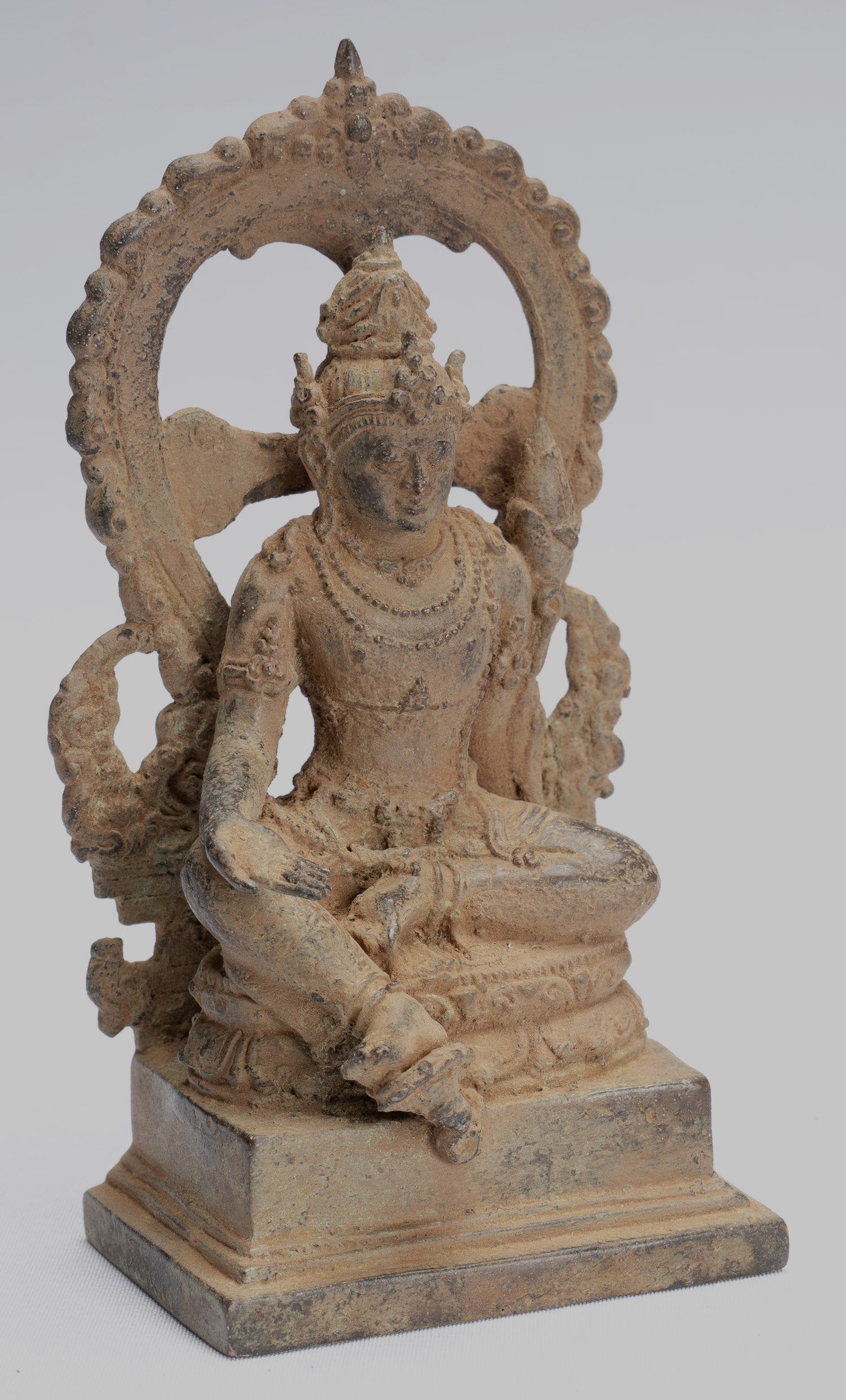 Vishnu-Antique Java Style Majapahit Seated Bronze Charity Vishnu Statue-11cm/4 "