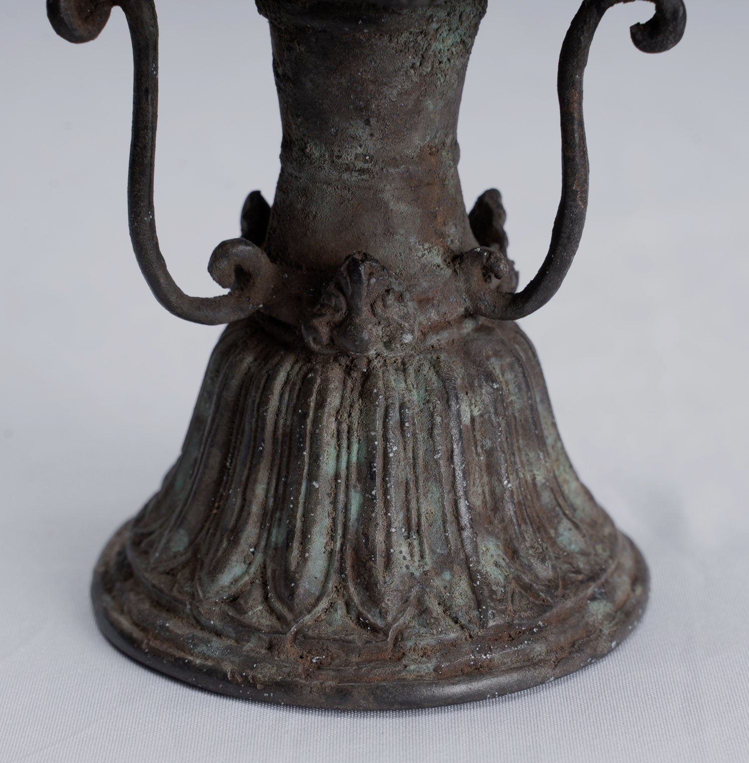 Estatua de Buda - Antiguo estilo indonesio de pie de bronce Javanese Adoración Buda - 21 cm/8 "