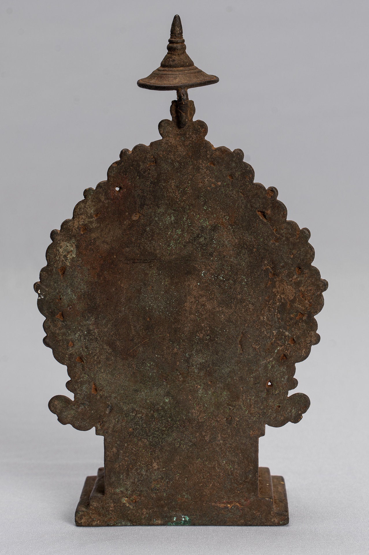 Statue de Tara - ancienne statue indonésienne majapatit assise en bronze Devi Tara - 18cm / 7 "