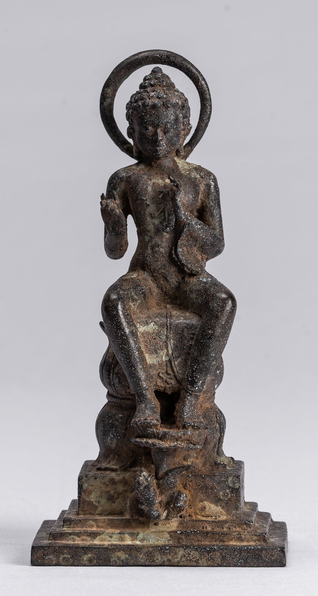 Estatua de Buda - Antiguo estilo indonesio de bronce sentado Javanese Buddha - 17.5cm/7 "