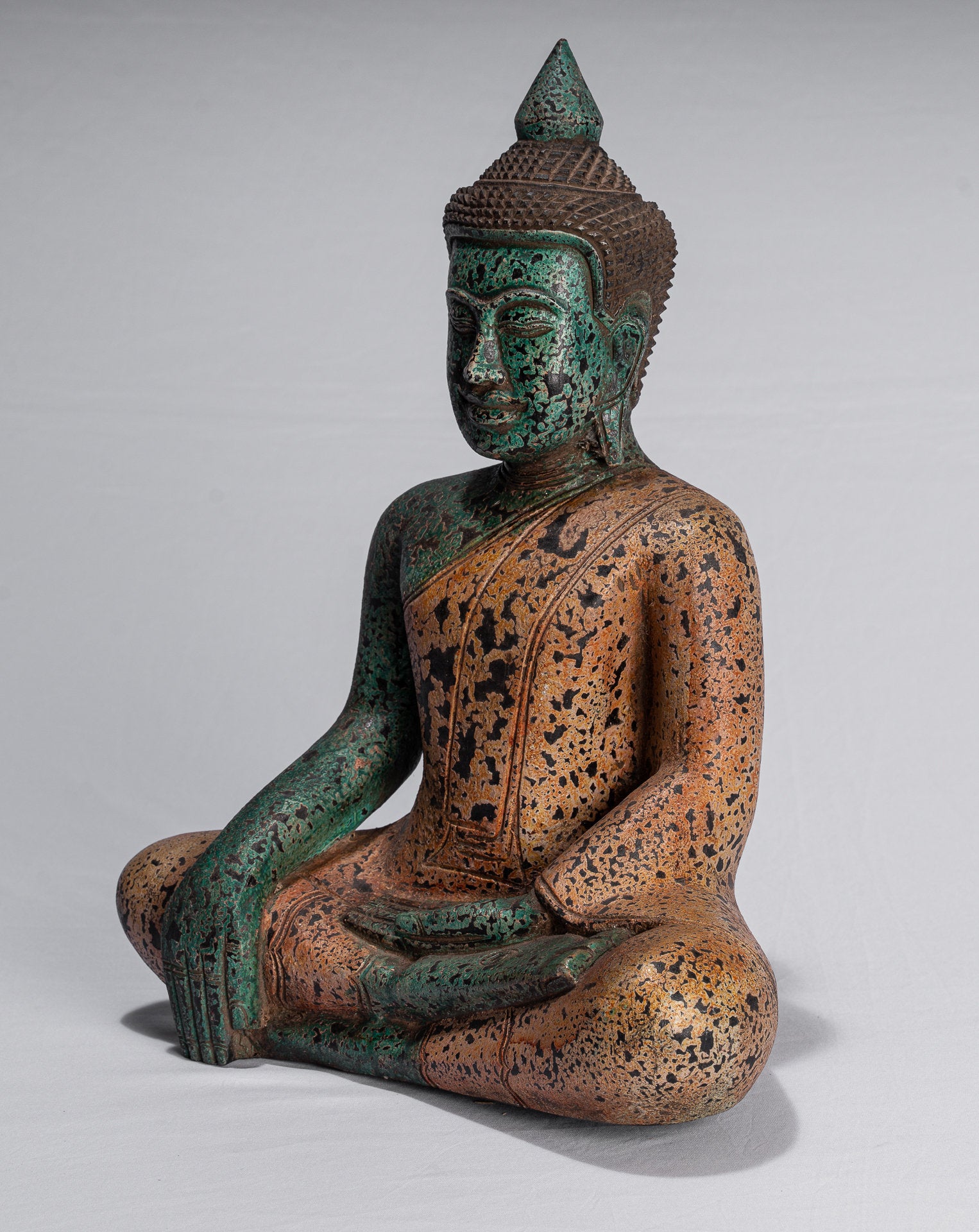 Bouddha Statue-Antique Khmer Style SE Asia Seated Wood Enlightenment Buddha Statue-39cm/16 "